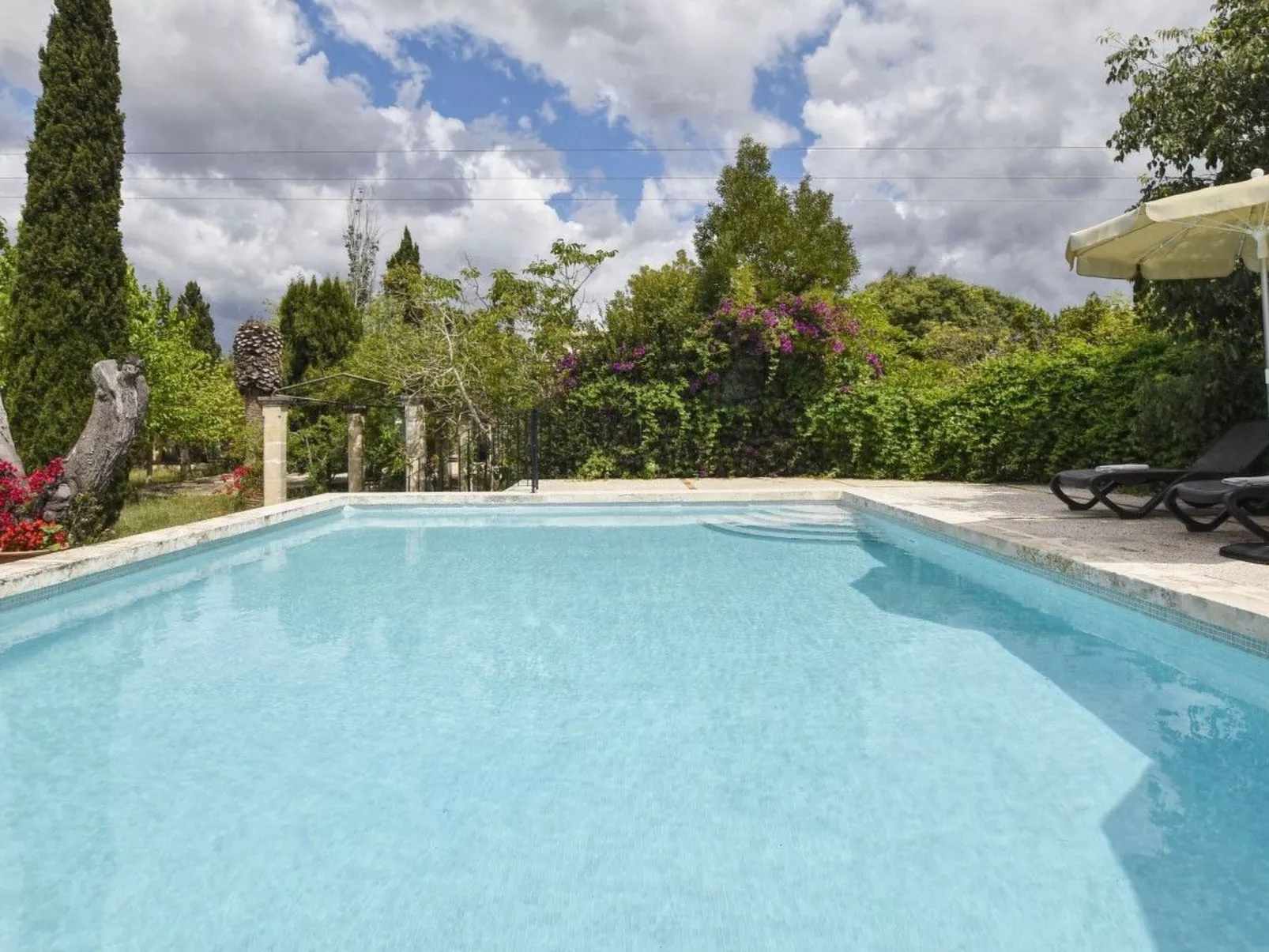 Ferienvilla mit privatem Pool - Image-tags.info