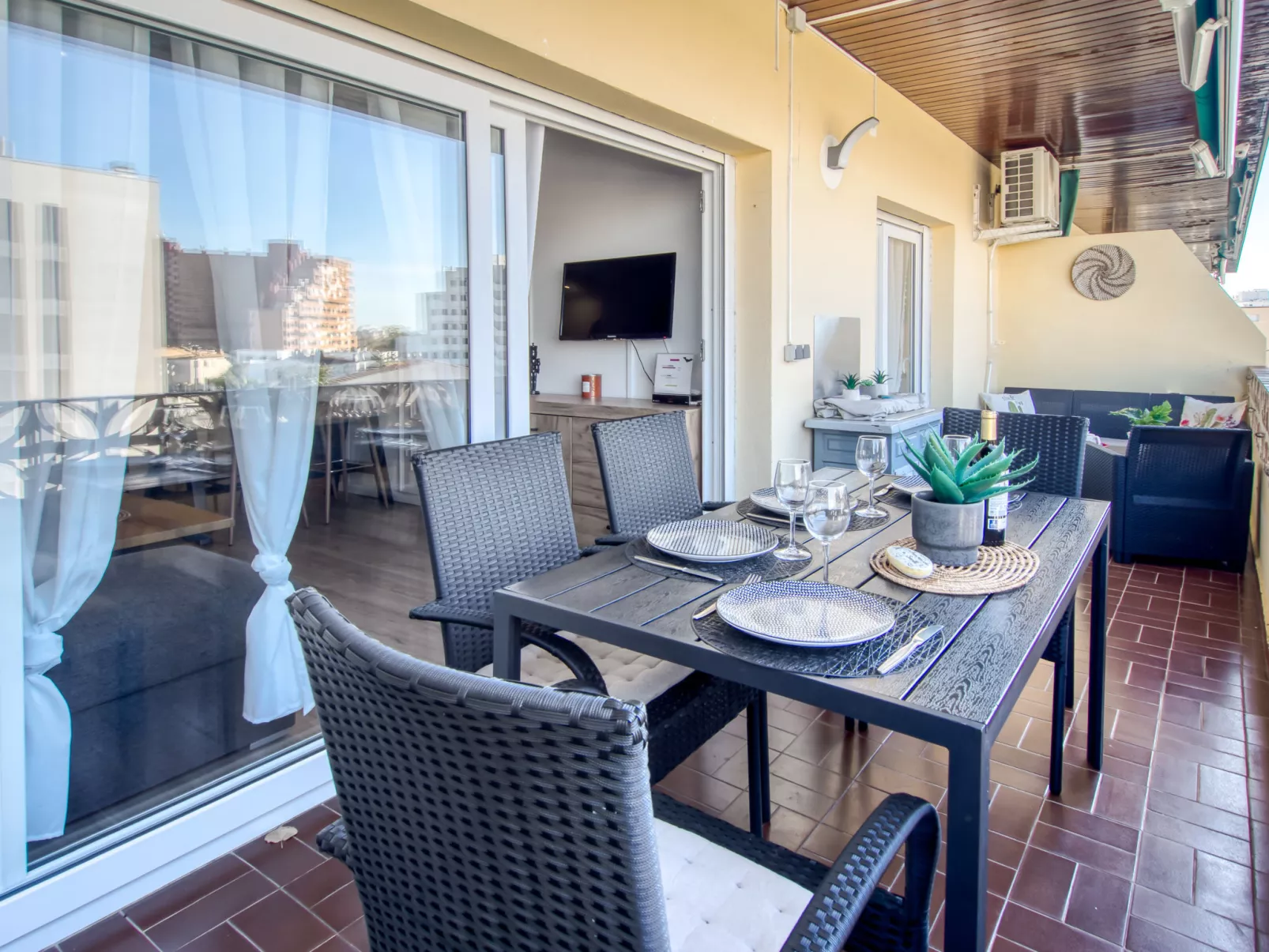 Puerto Simona - Draußen