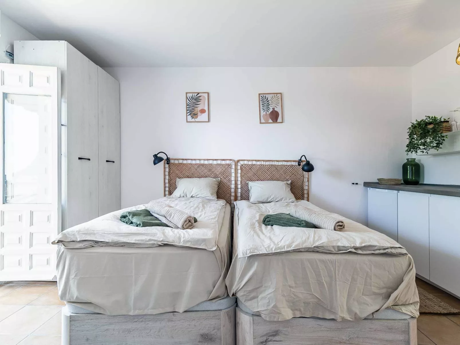 Hacienda Competa - Inside