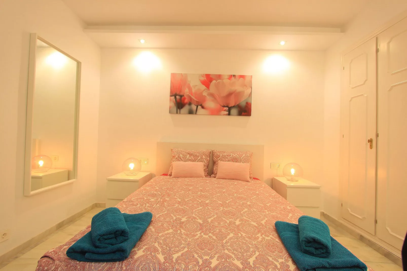 MODERN BEACH PENTHOUSE - Bedroom