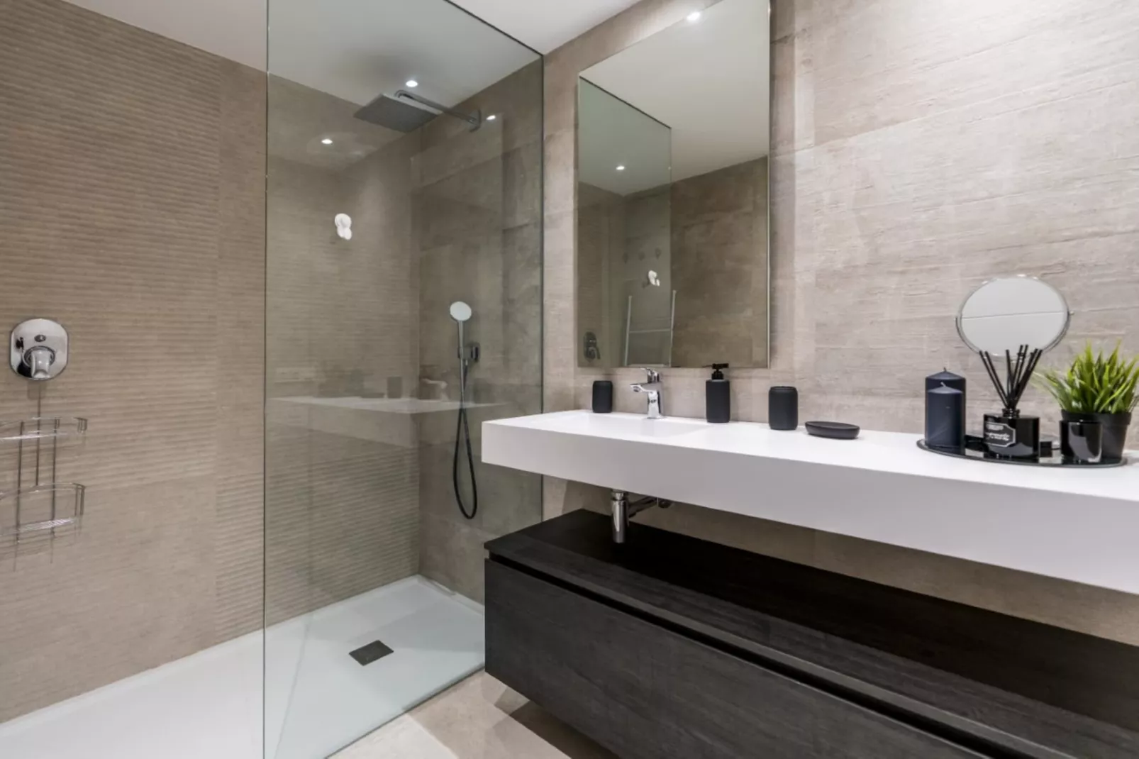 Stylish 3-Bed Apartment | Alcazaba Lagoon (1214) - Salle de bain