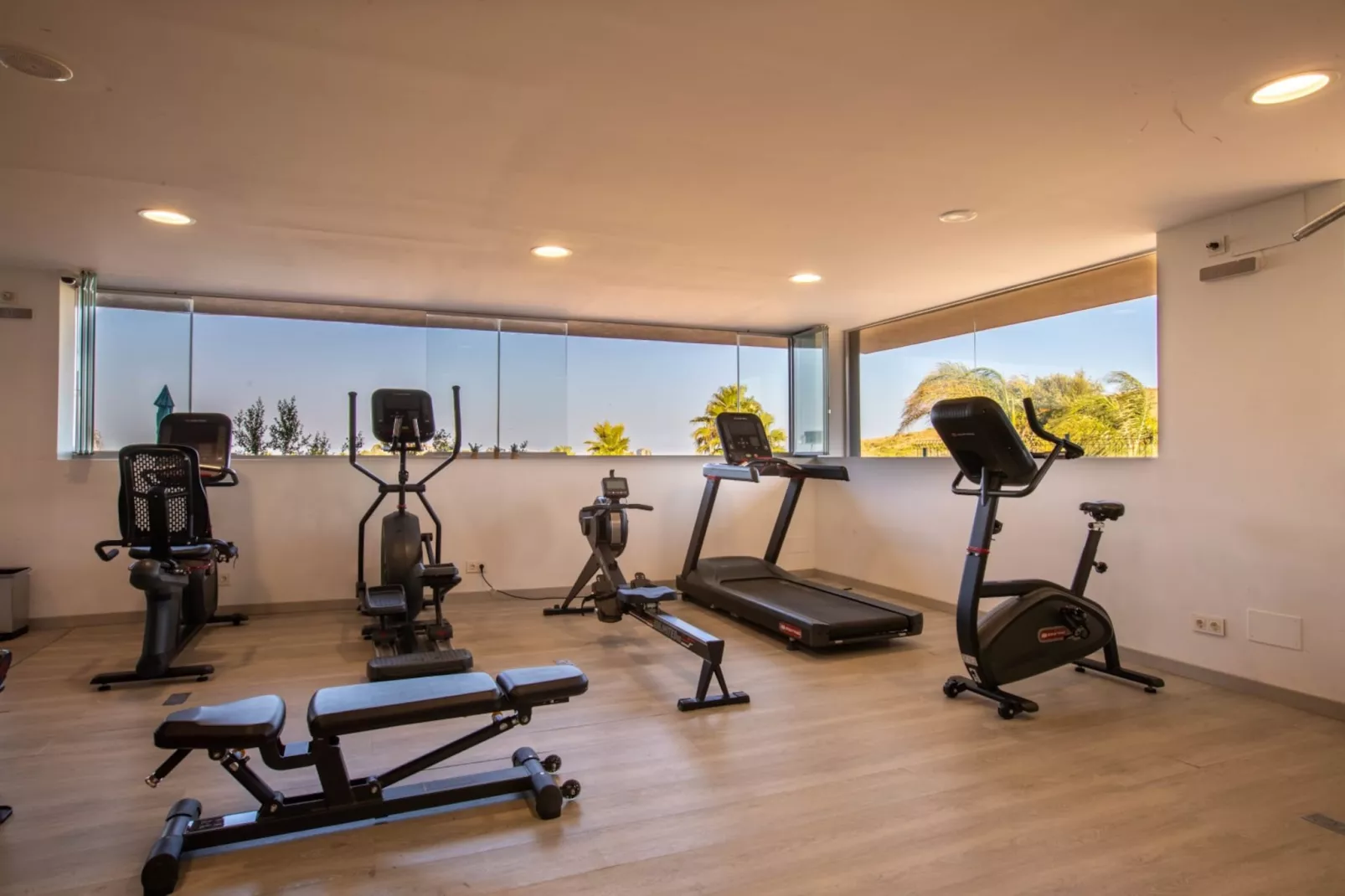 Spacious 2-bed & Solarium ALCAZABA LAGOON (2017) - équipements