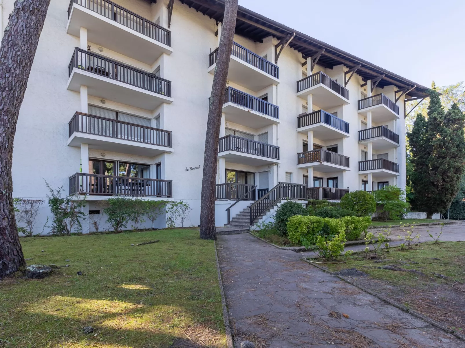 Le Bourret - Draußen