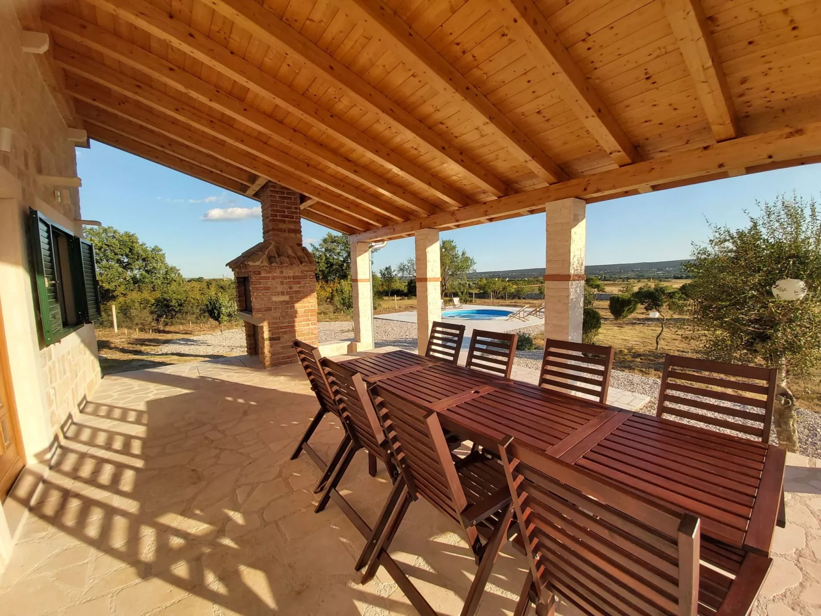 Anwesen "Steinperle mit beheiztem Schwimmbad" - Draußen