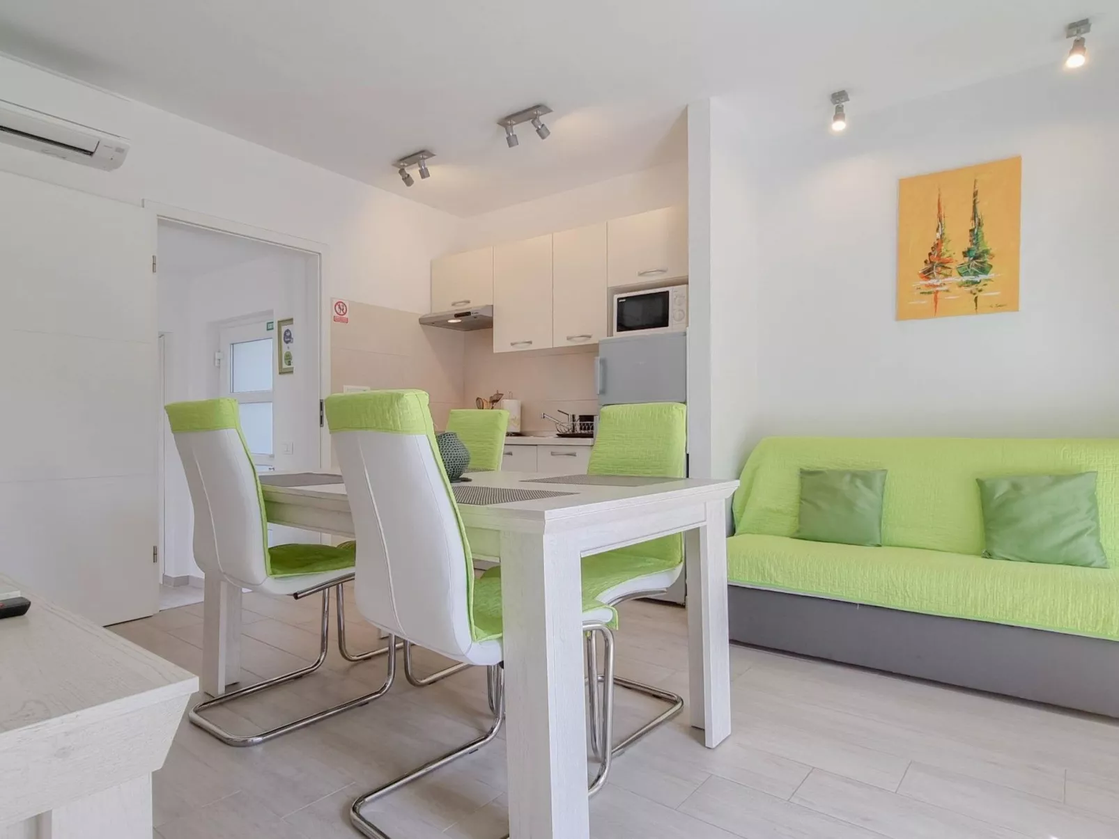 Für 4 Personen ca. 40 m&sup2; in Novigrad, Adriaküste Kroatien (Westküste von I - Drinnen