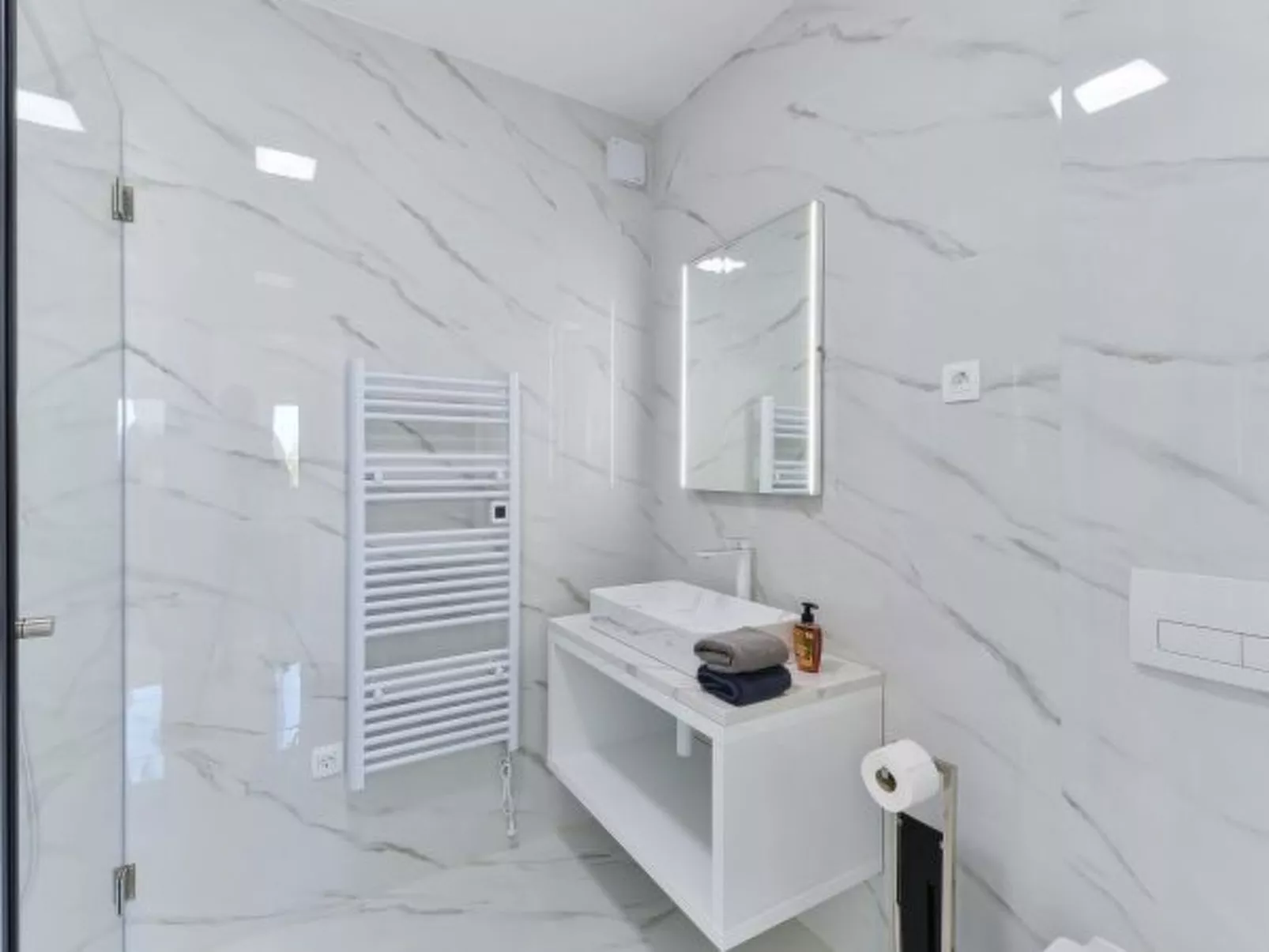 Villa Div with heated pool, Penthouse Apt. No.3 - Image-tags.info