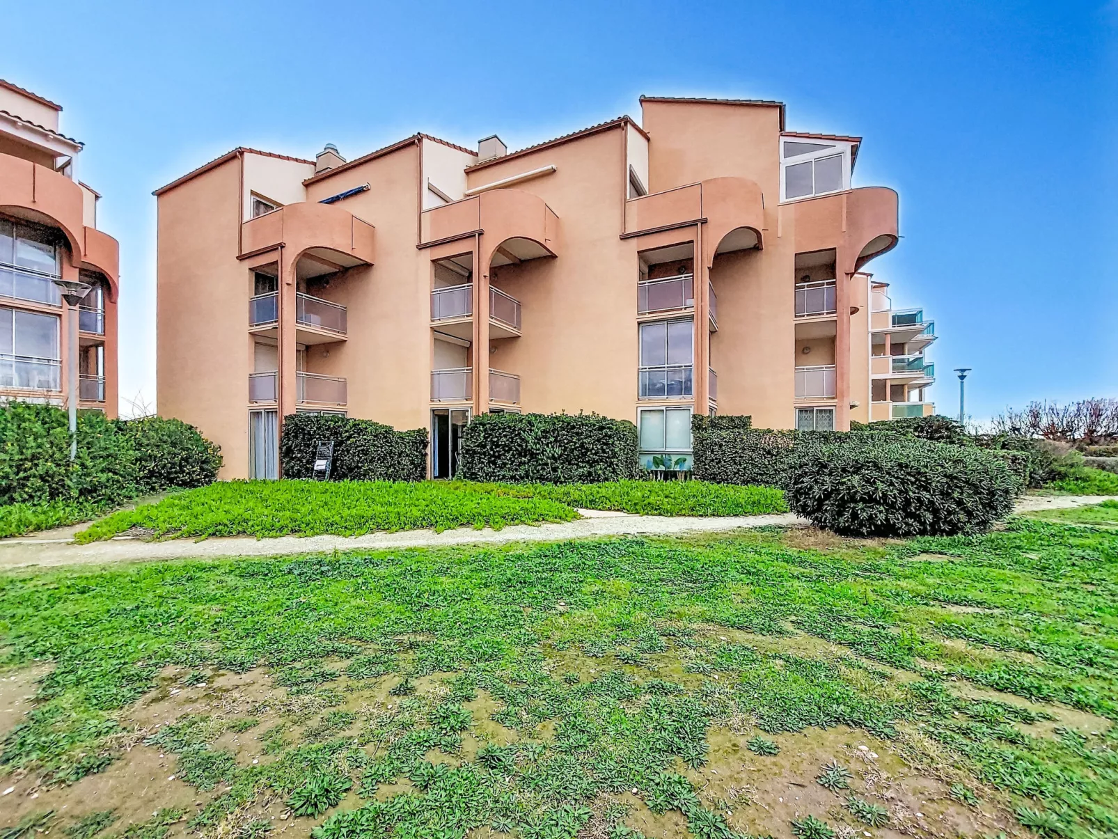 Cap de Mer - Draußen