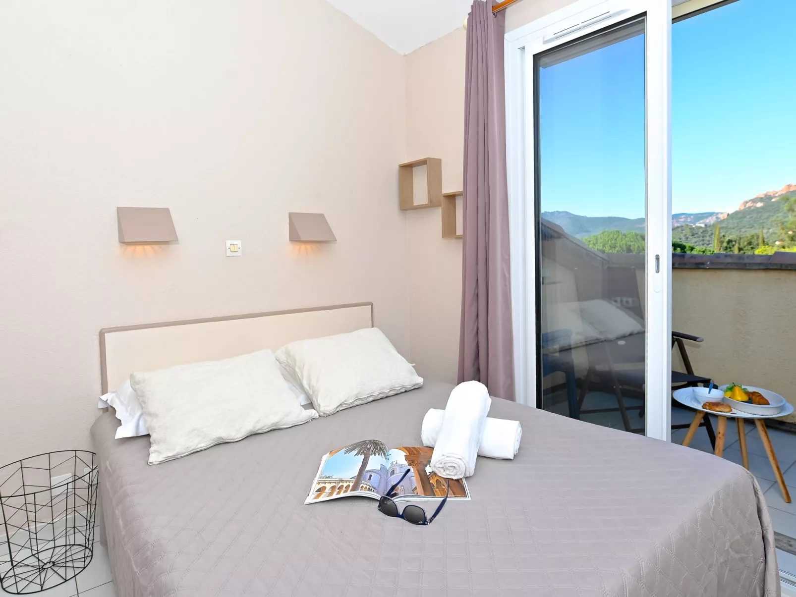 Village Cap Estérel - Le Belvédère - Inside