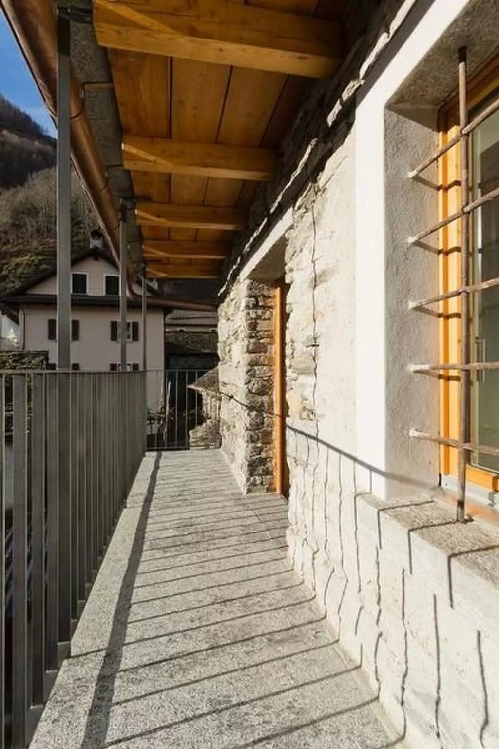 Rustico di vacanza nel nucleo di Moghegno - Draußen