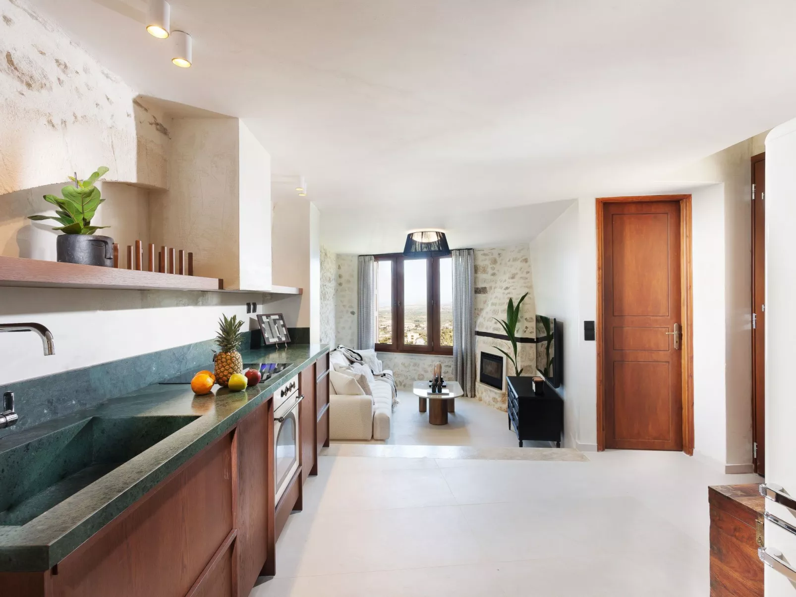 Ali Vafi's Villa - Beheizter Jacuzzi und Innenpool - Inside