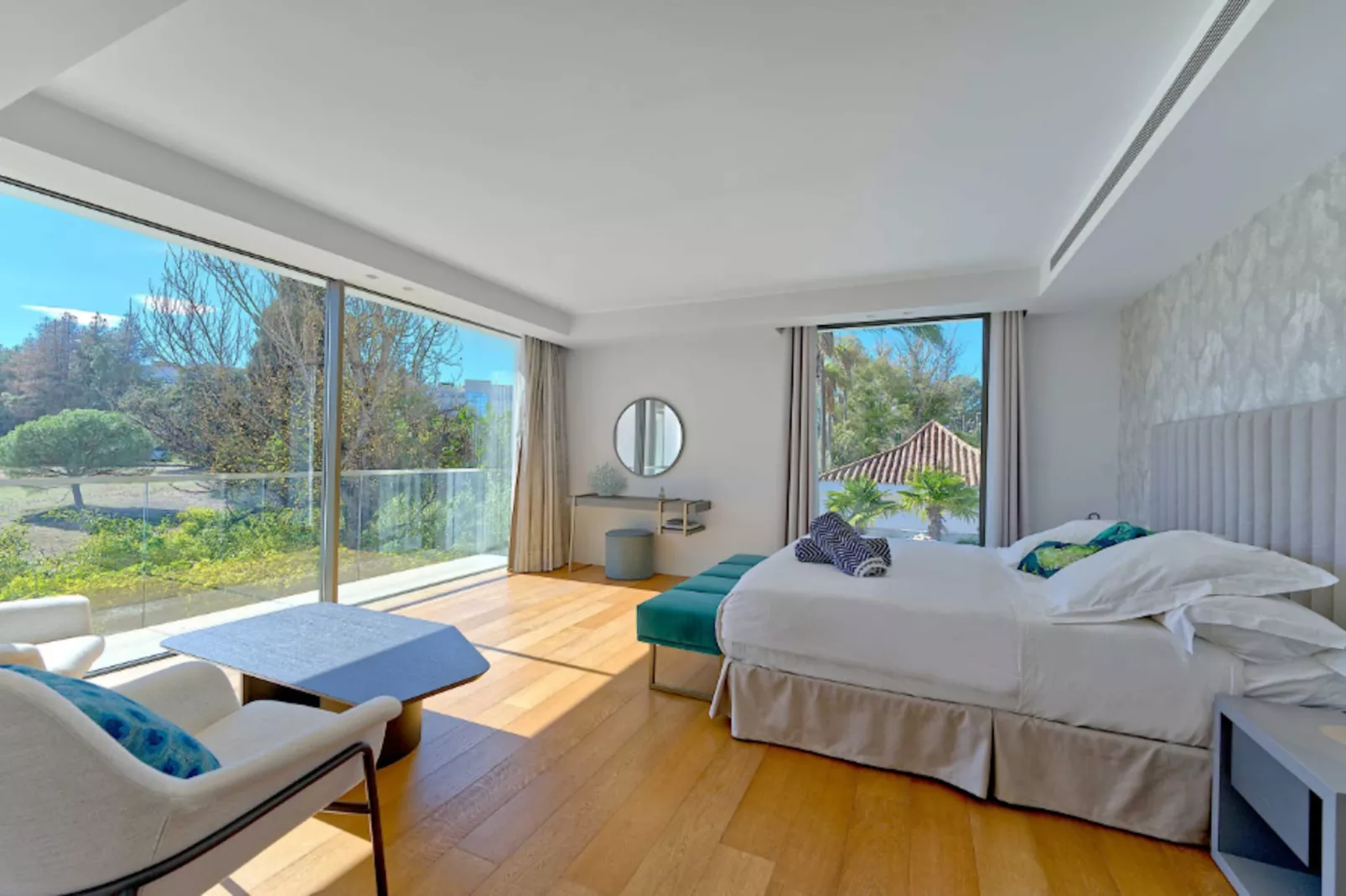 Contemporary & Very Spacious Villa Puerto Banus - Bedroom