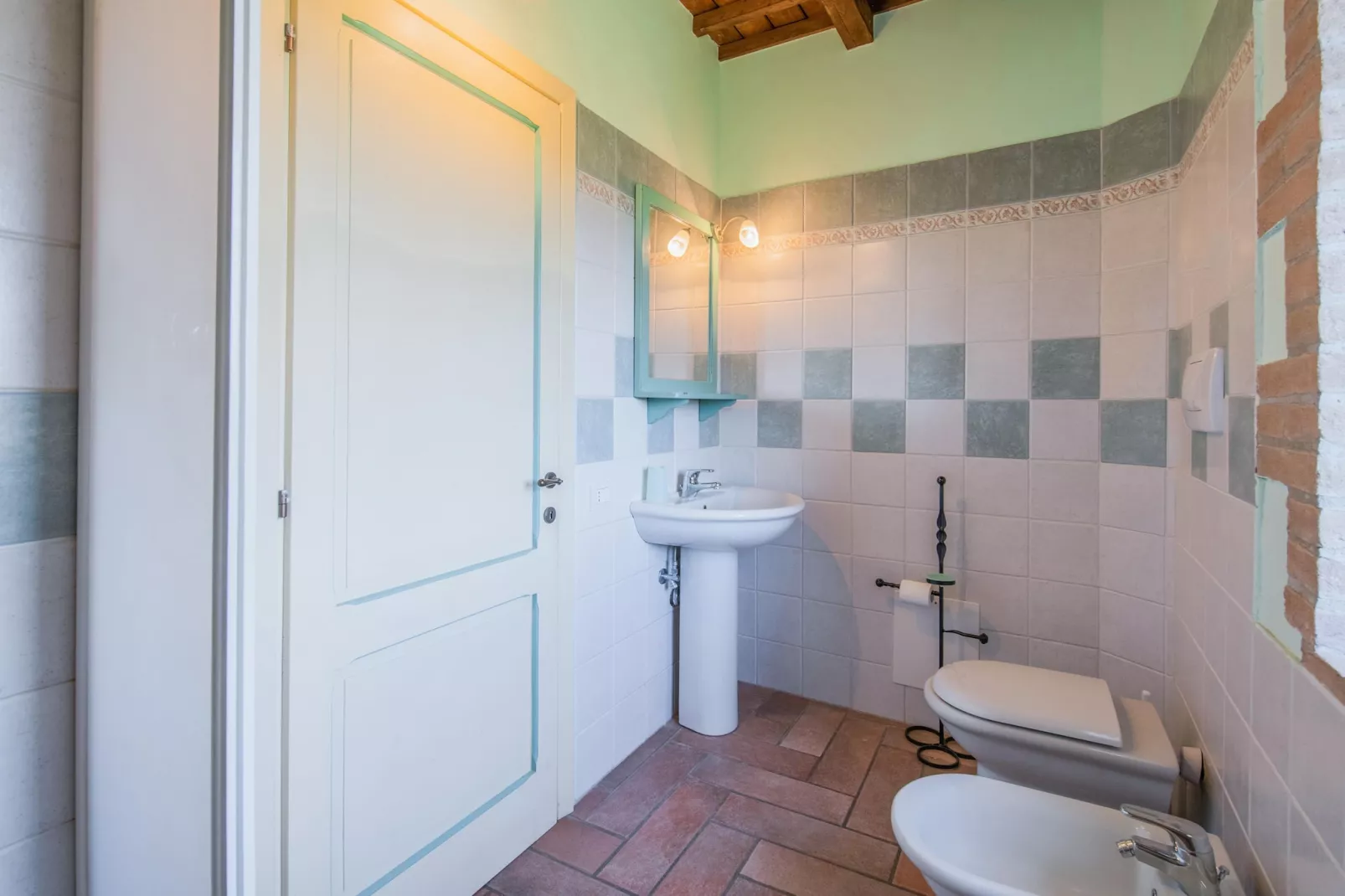 Fonni Verde Due - Bathroom