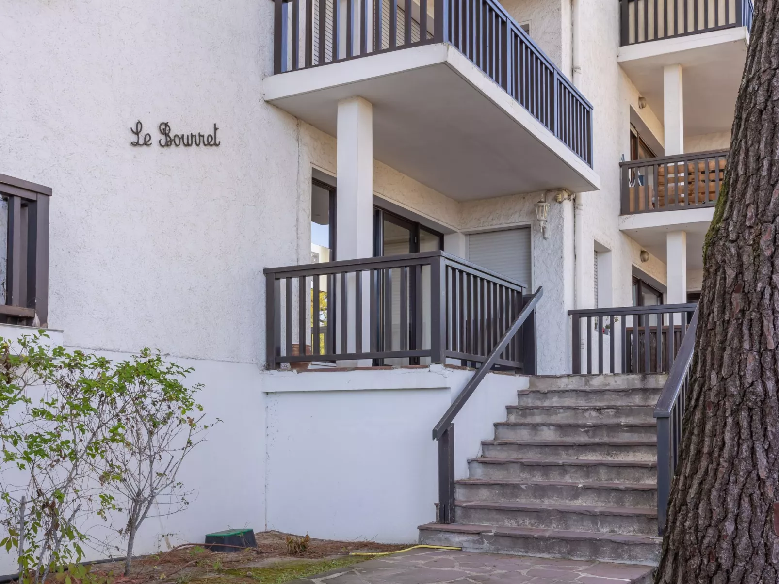 Le Bourret - Draußen