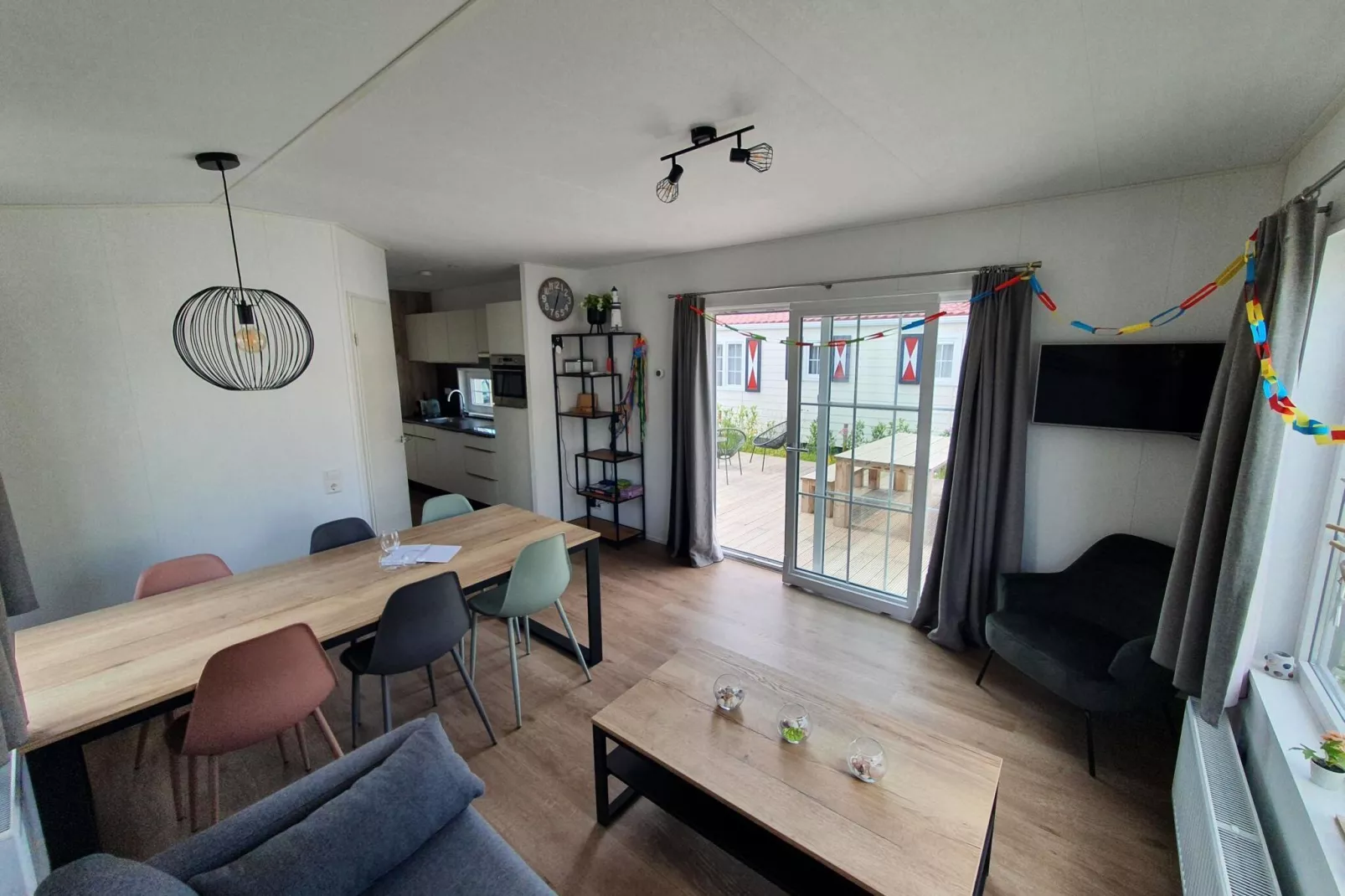 Vakantiepark Duinzicht 9-Living room