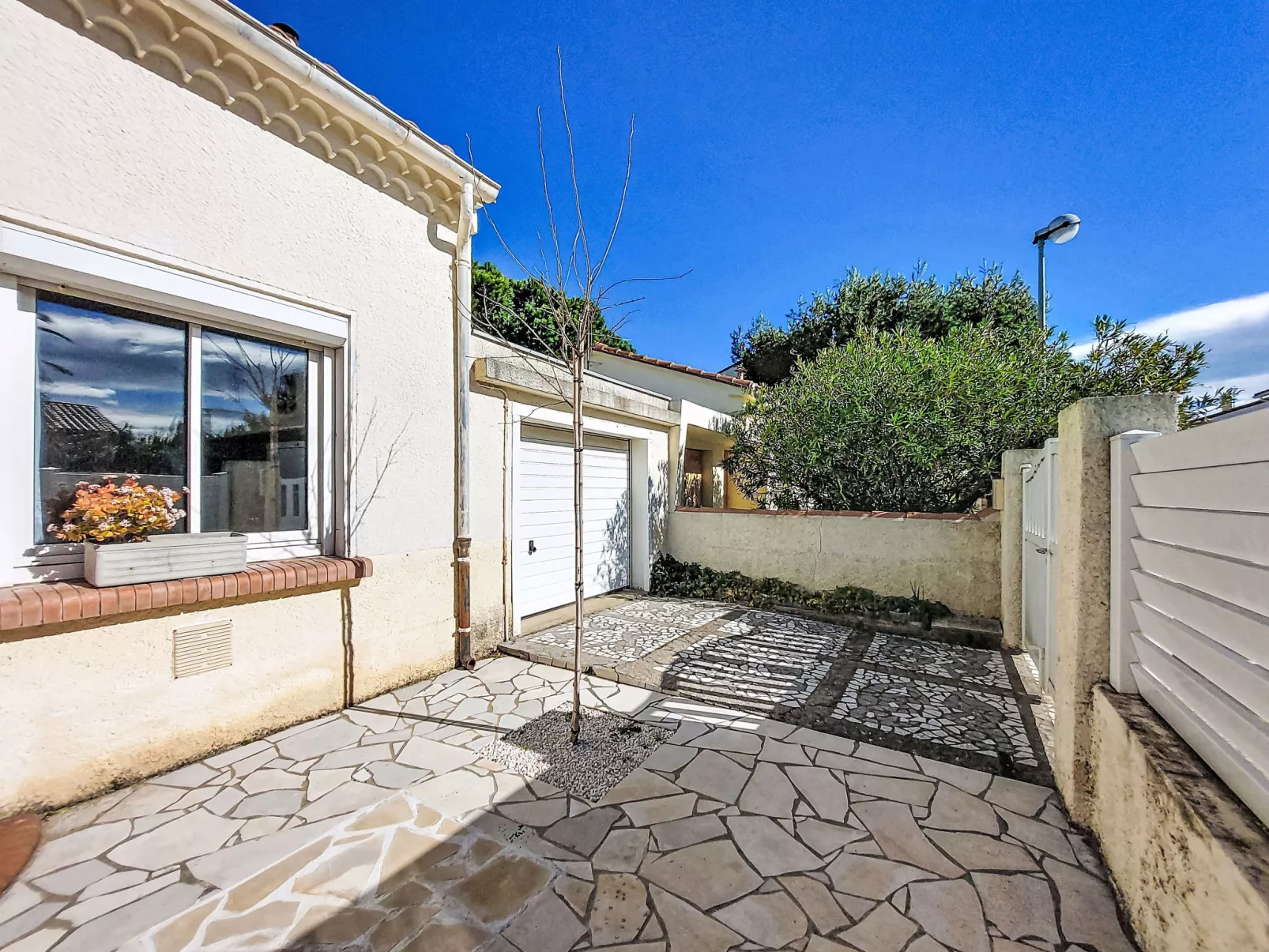 Maison Millet - Draußen