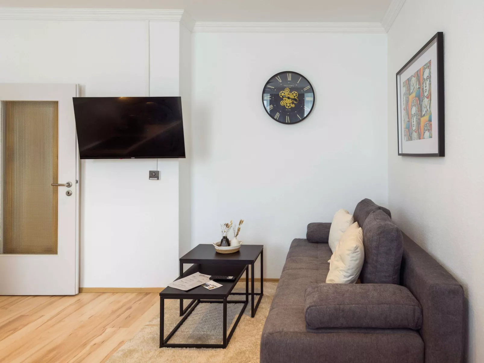 Schiller Apartment im Zentrum von Hof. Küche, Parkplatz, 250MBit Wlan - Inside