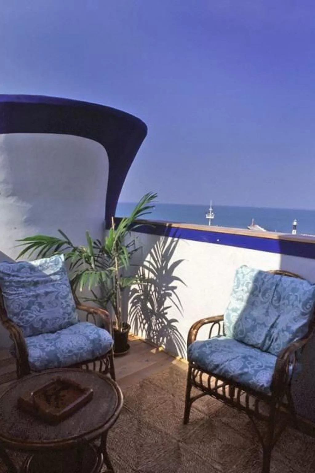 Drei-Zimmer-Wohnung mit Panoramablick - Outside