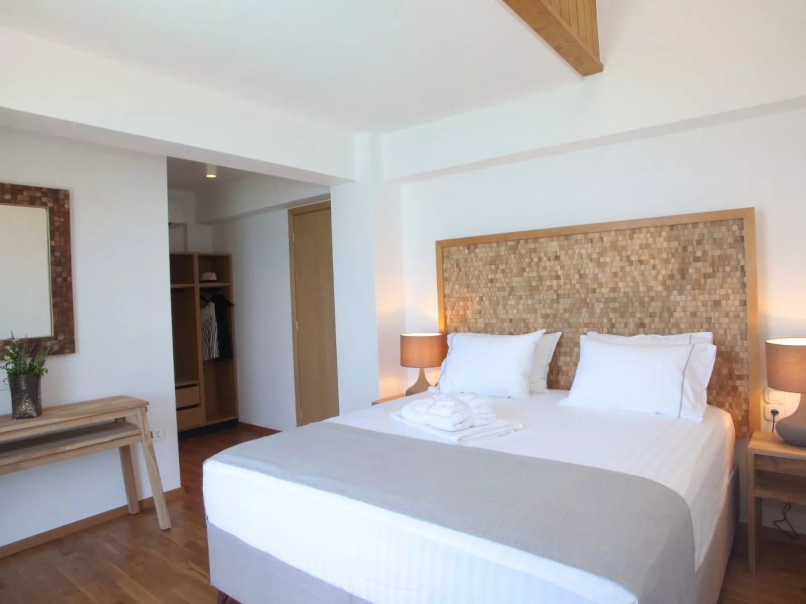 "Capro" mit Infinity-Pool - Inside