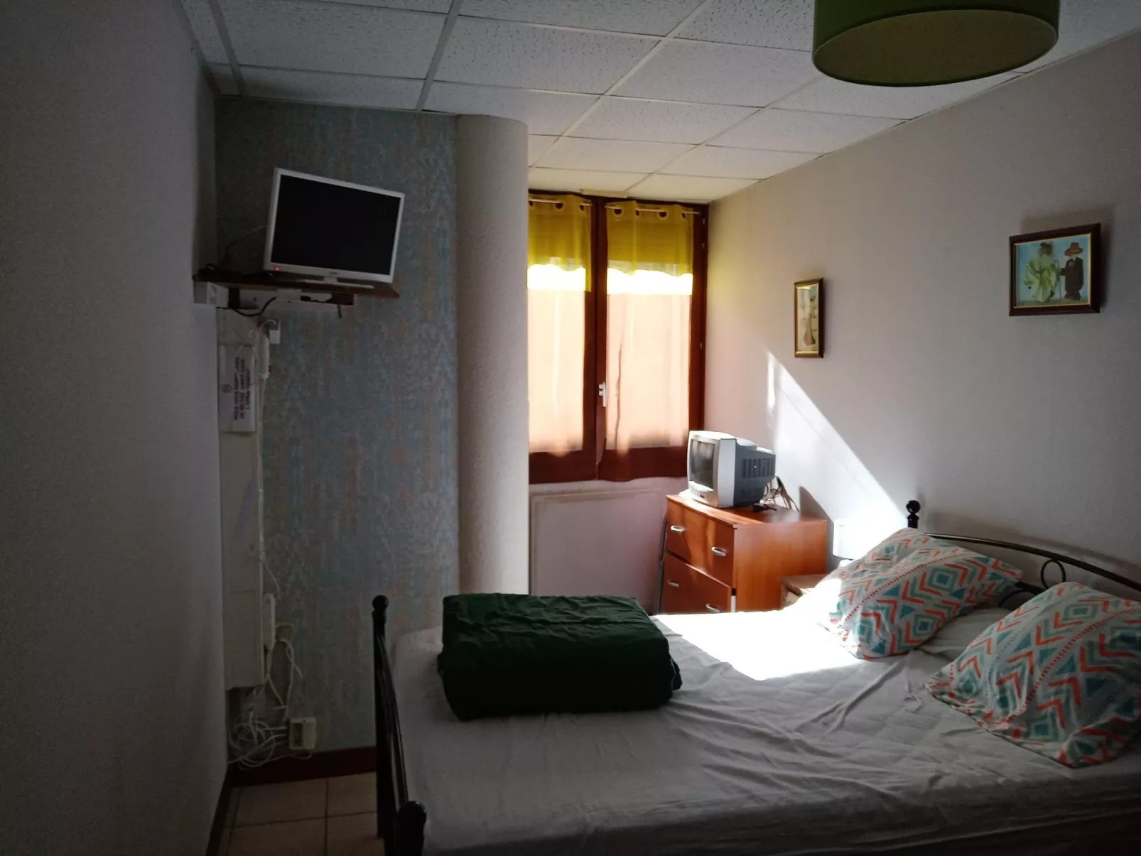 Vermietet schöne Wohnung 1 bis 6 Personen - Drinnen