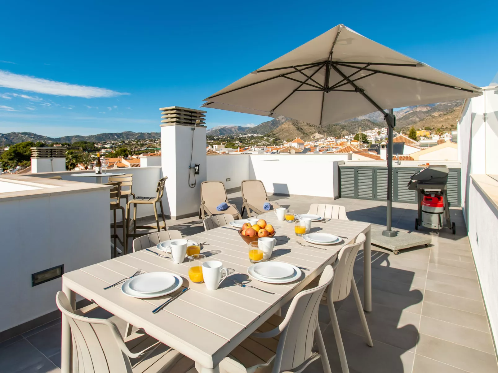 Nerja centrally located - Draußen