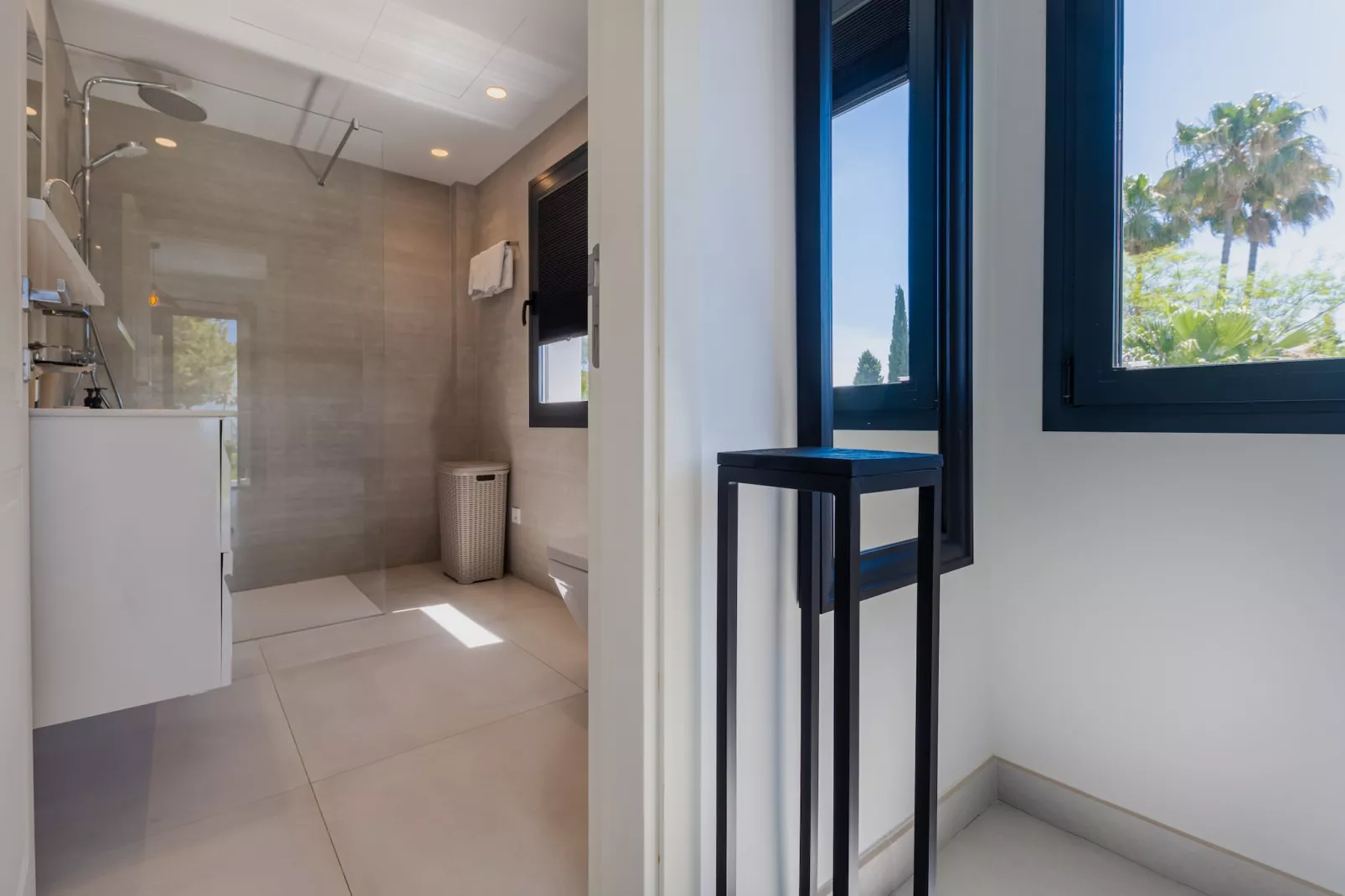 Elegant Villa with sea Views & Pool Marbella - Bathroom