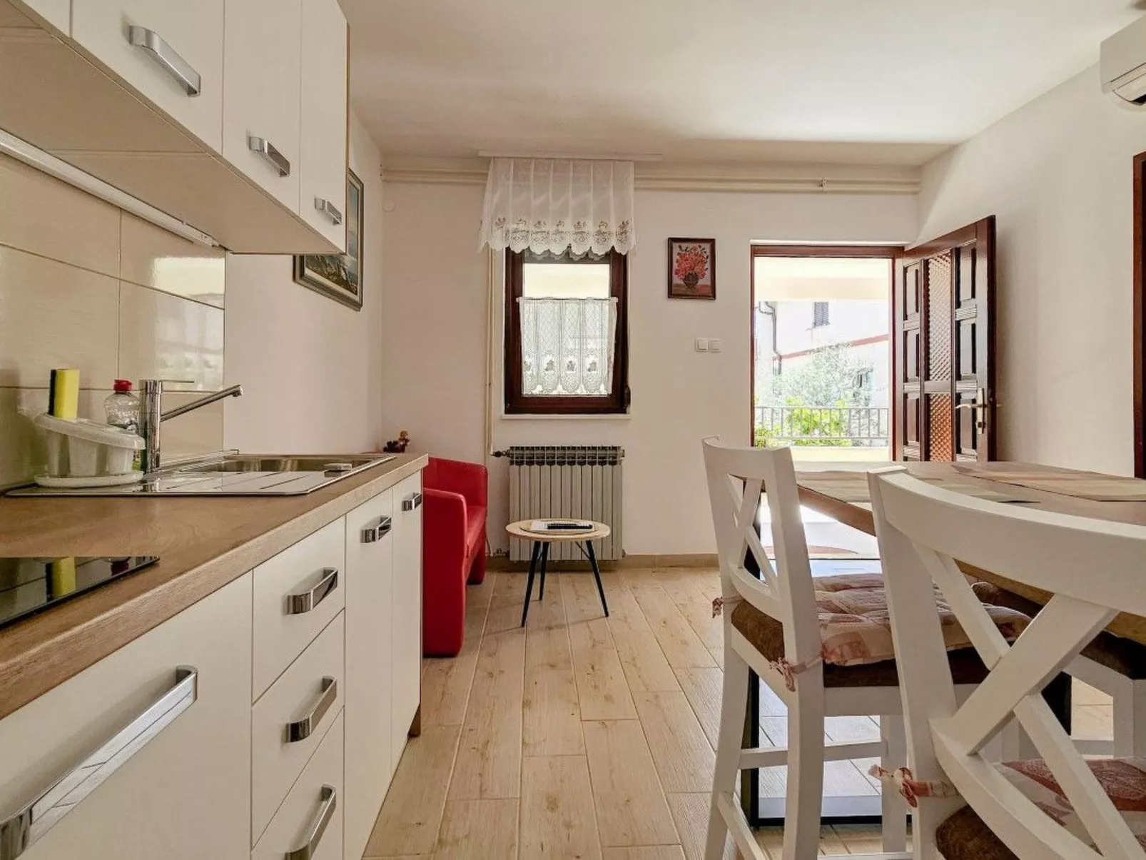 "Maja 3" mit Terrasse - Inside