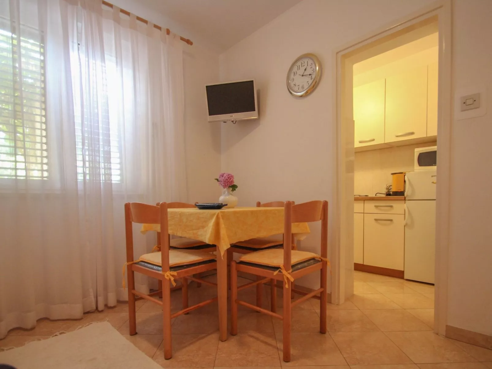 Erdgeschoss-Ferienwohnung Martinis 2 - Drinnen