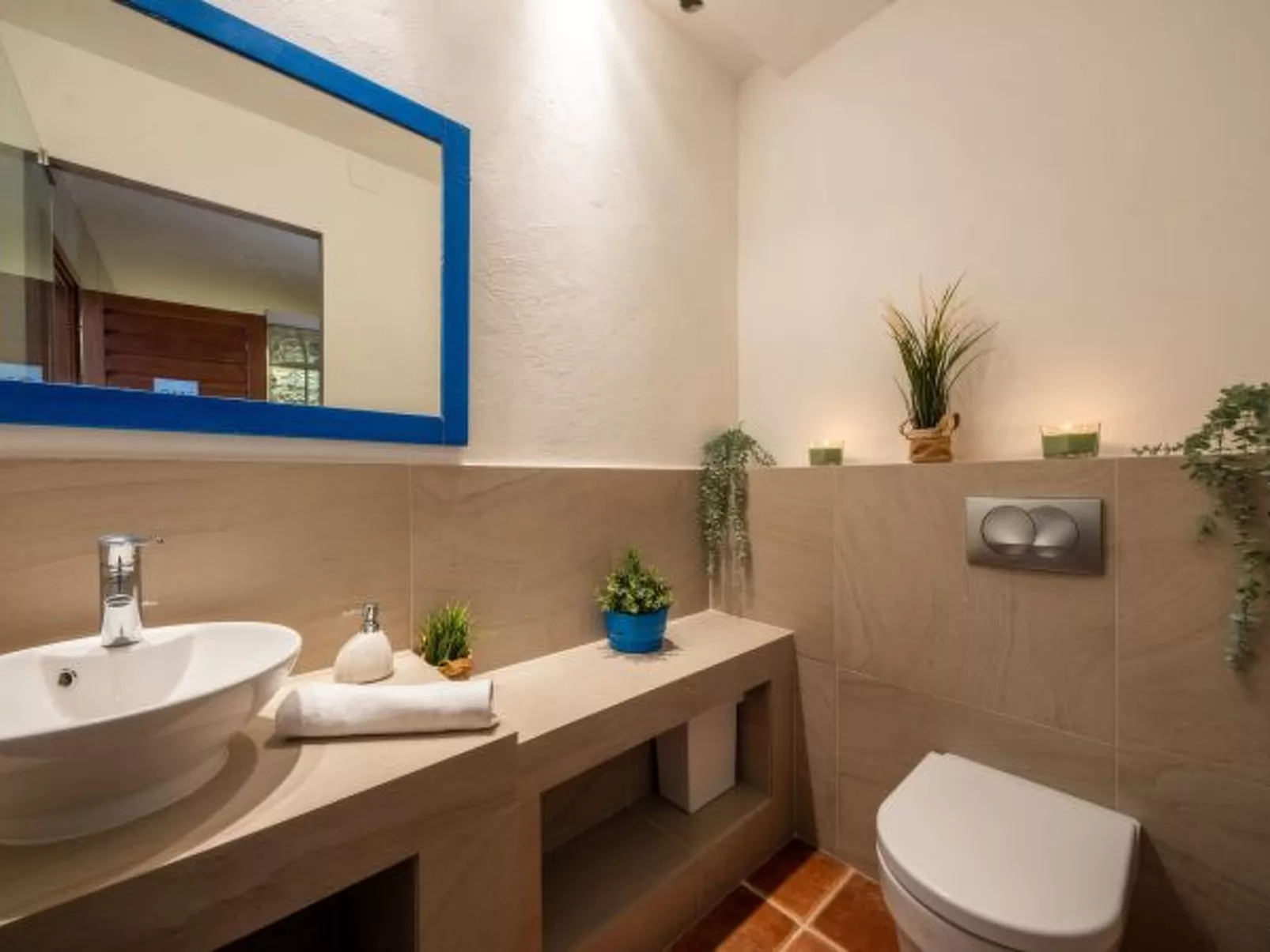 Villa Barotul with pool - Image-tags.info