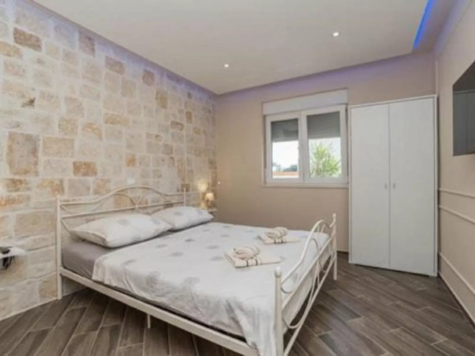 Holiday Home Solea with pool - Image-tags.info