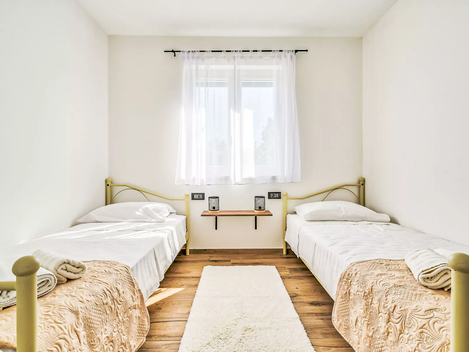 Montevernal - Drinnen