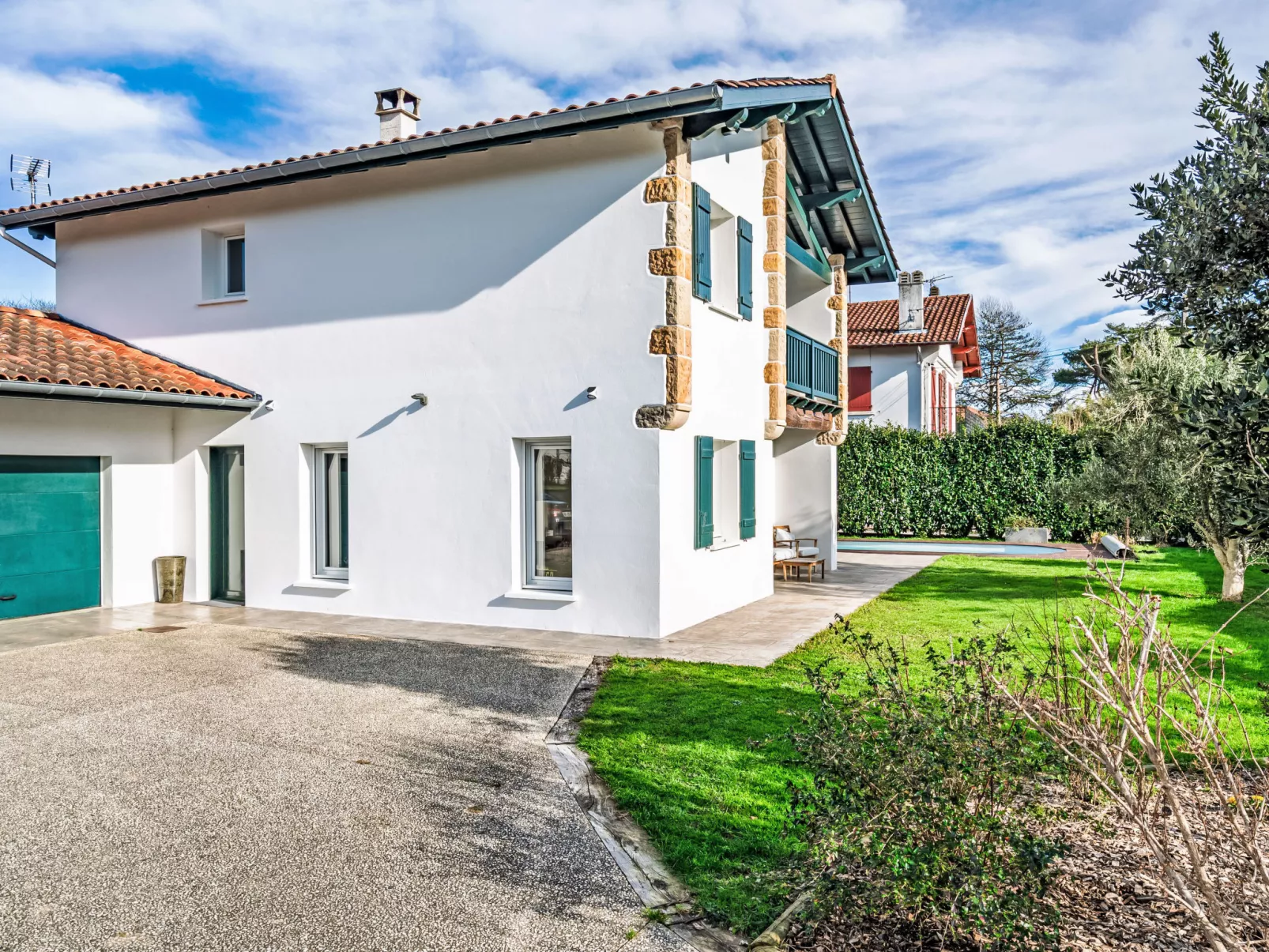 Xoxotartea - Outside