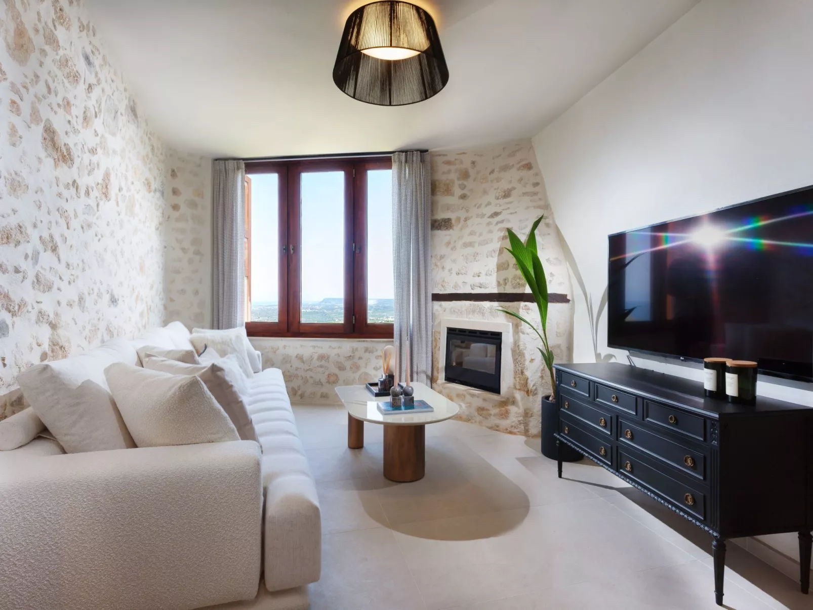 Ali Vafi's Villa - Beheizter Jacuzzi und Innenpool - Inside