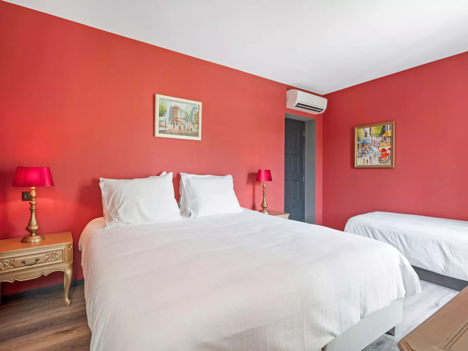 Mauresque & Pêcheurs - Drinnen