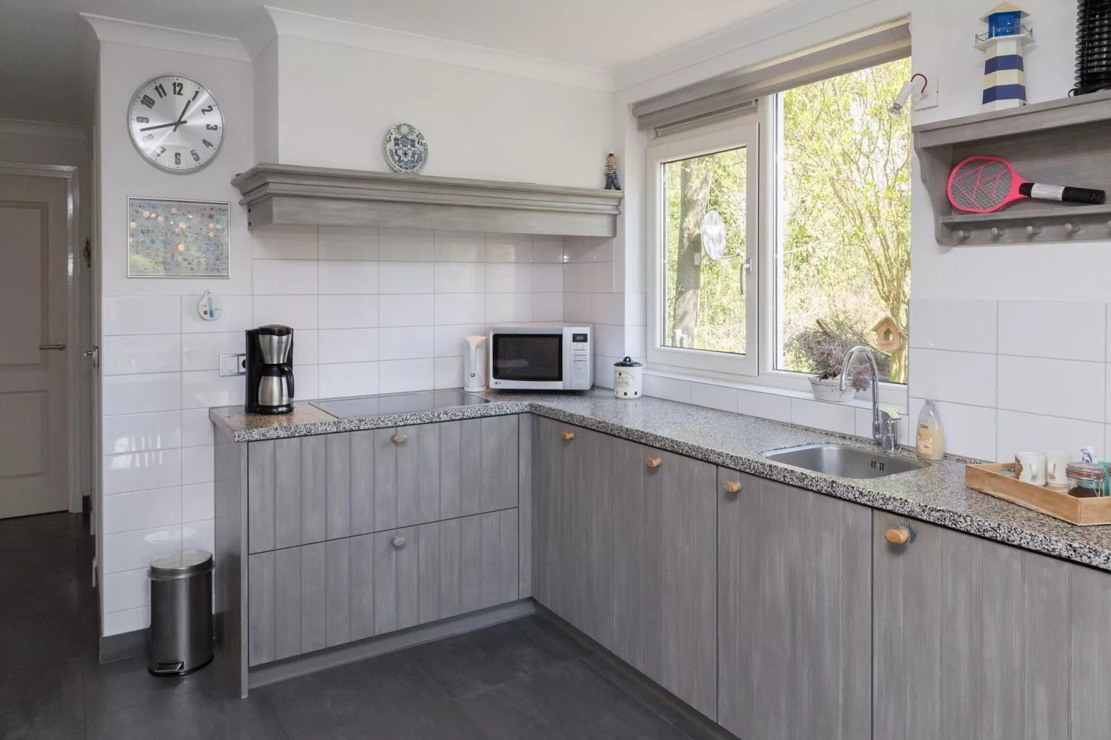 Strandwoning Baarland in Zeeland-Kitchen