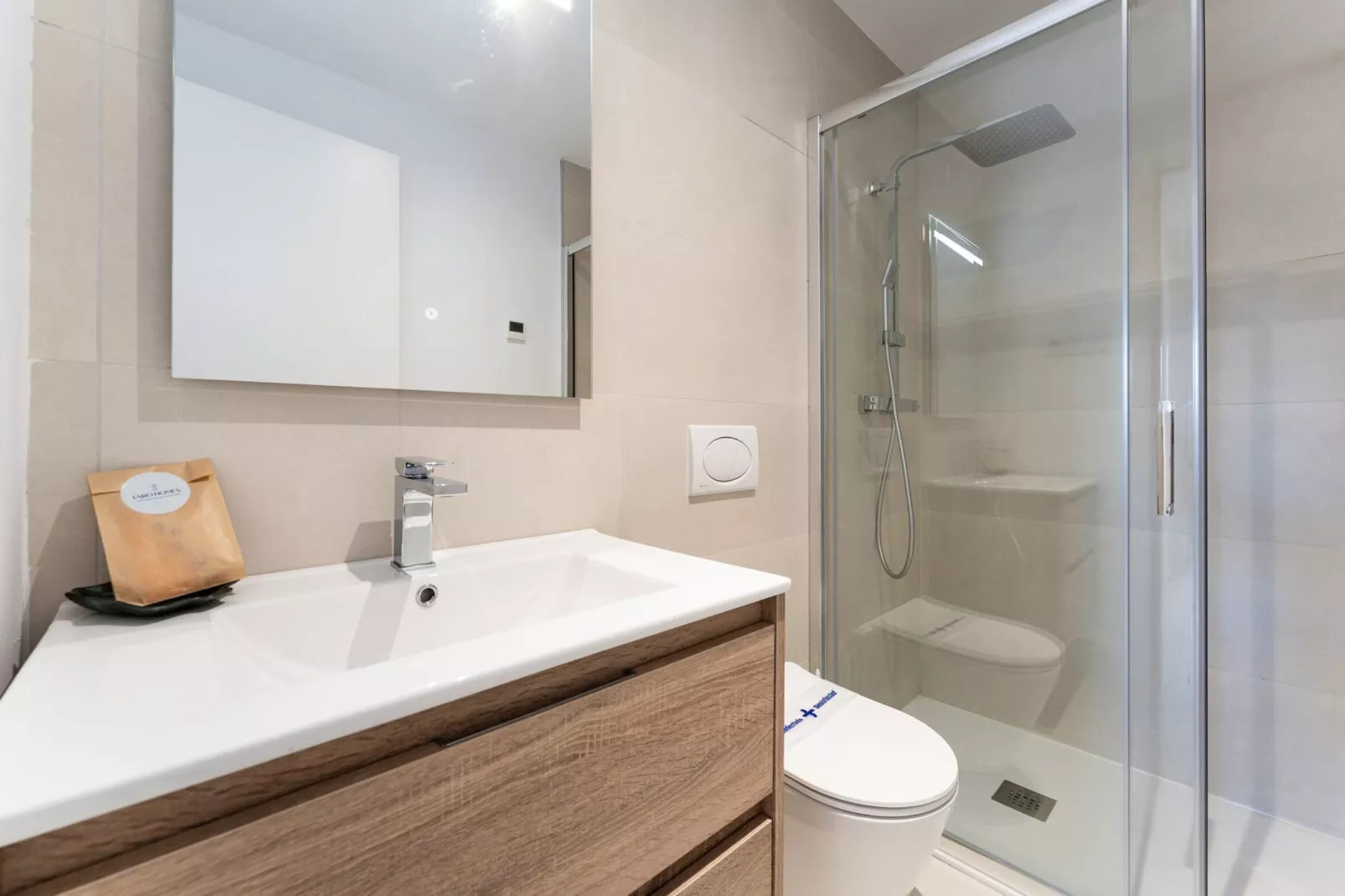 CT 404 - Faro's Fuengirola Higueron Hights - Seaviews - Salle de bain