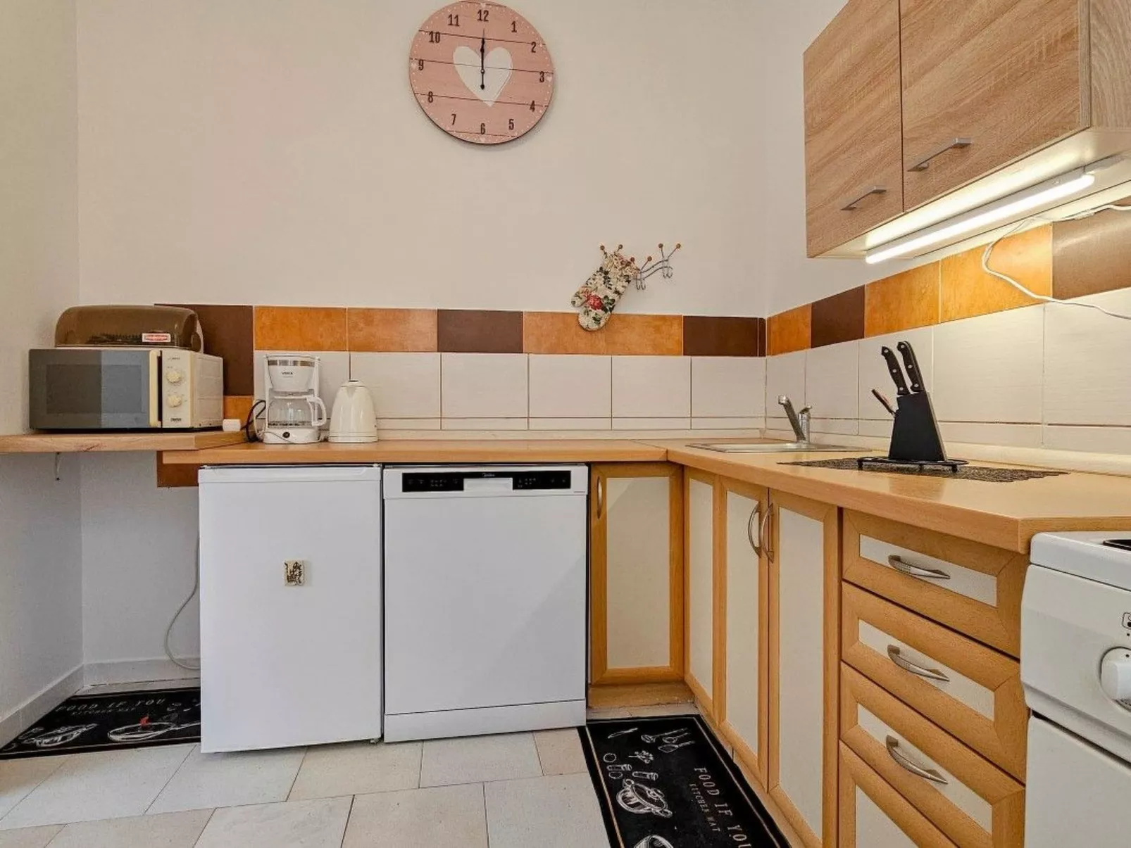 "Pintar 2" direkt am Strand - Drinnen