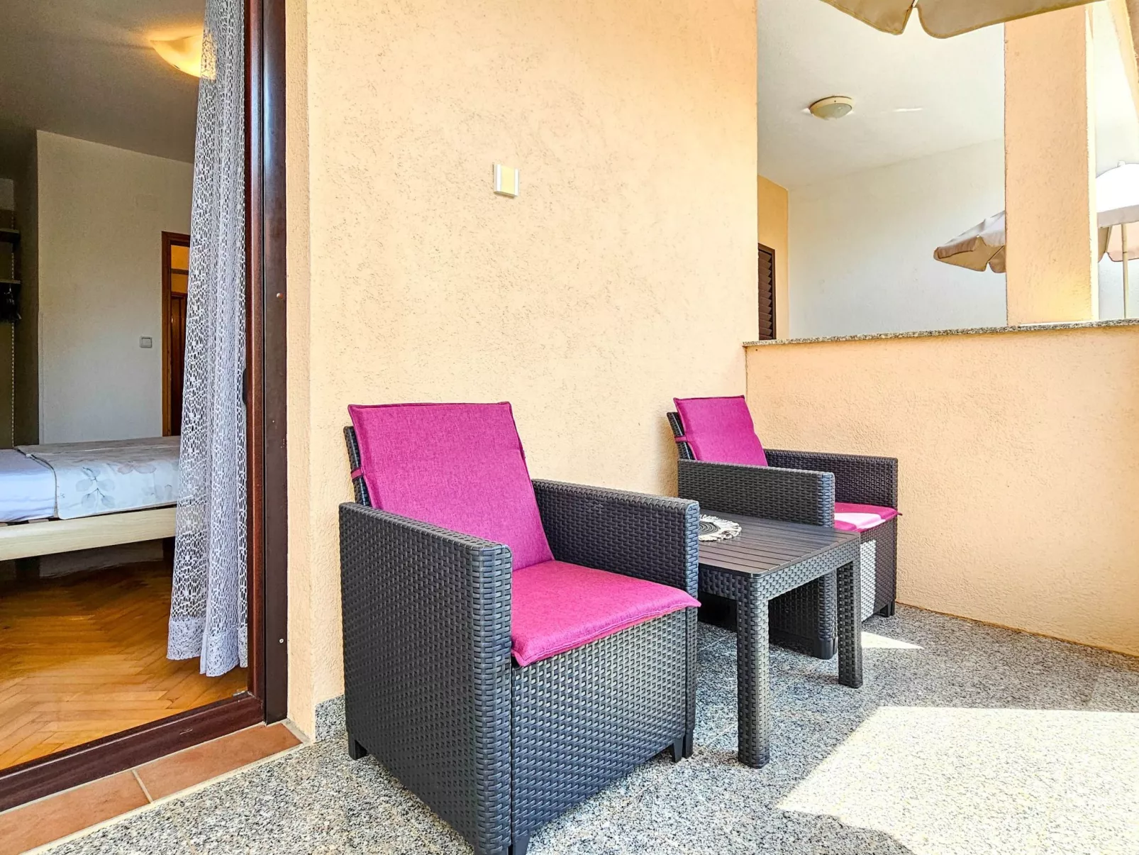 "Maria 4" mit Terrasse - Dedans