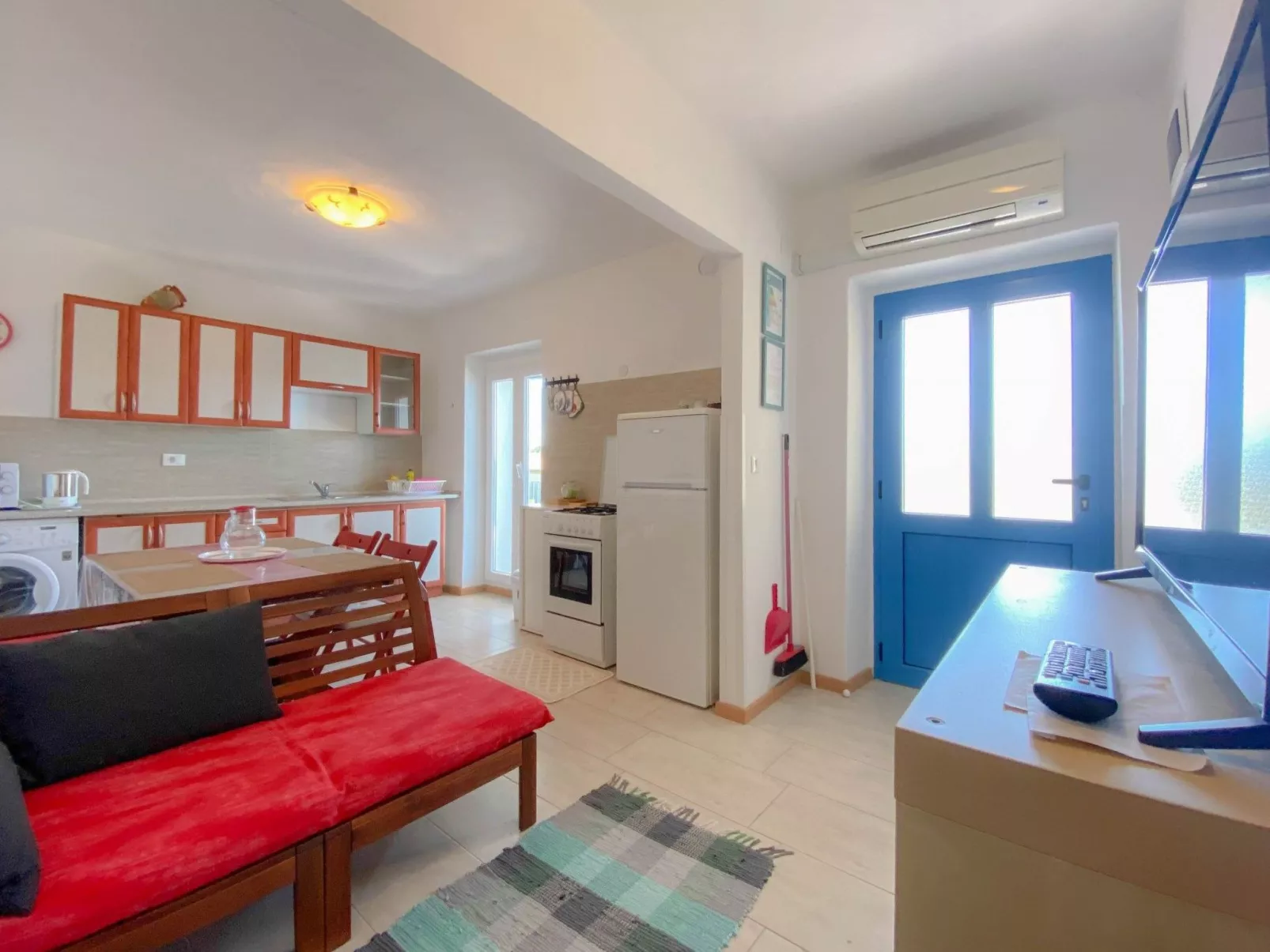 "Belvedere gore" - Inside