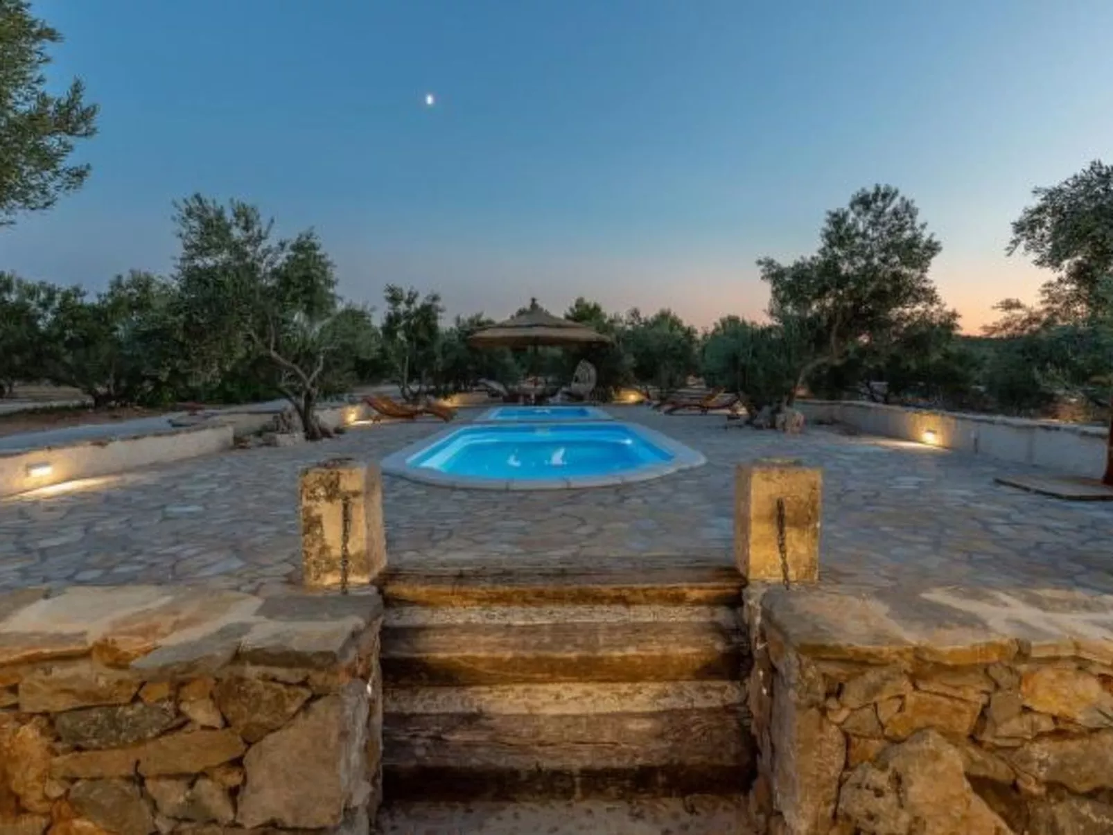 Eco Villa Solus with pool - Image-tags.info