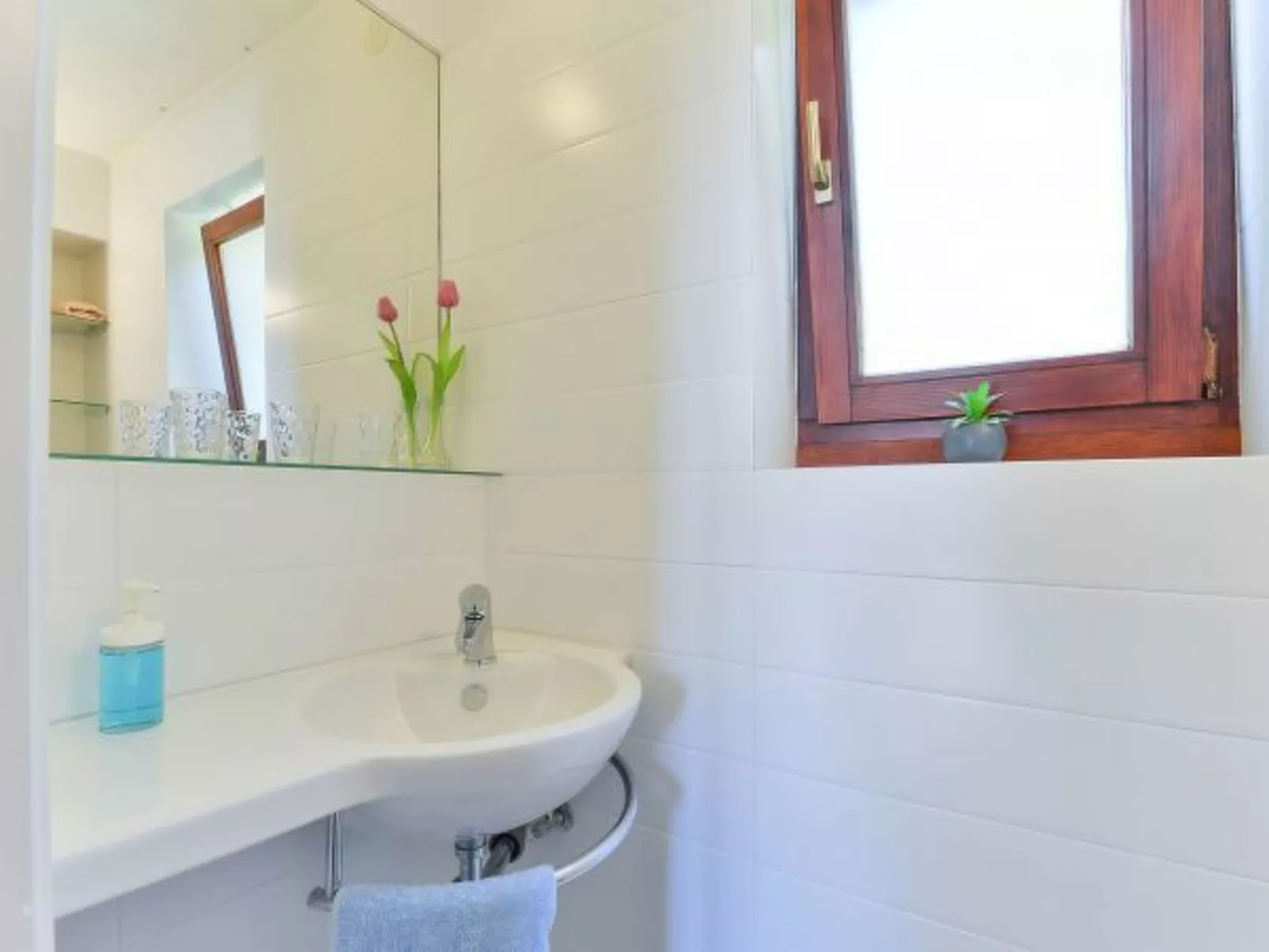 Holiday home Kondura with a sea view - Image-tags.info