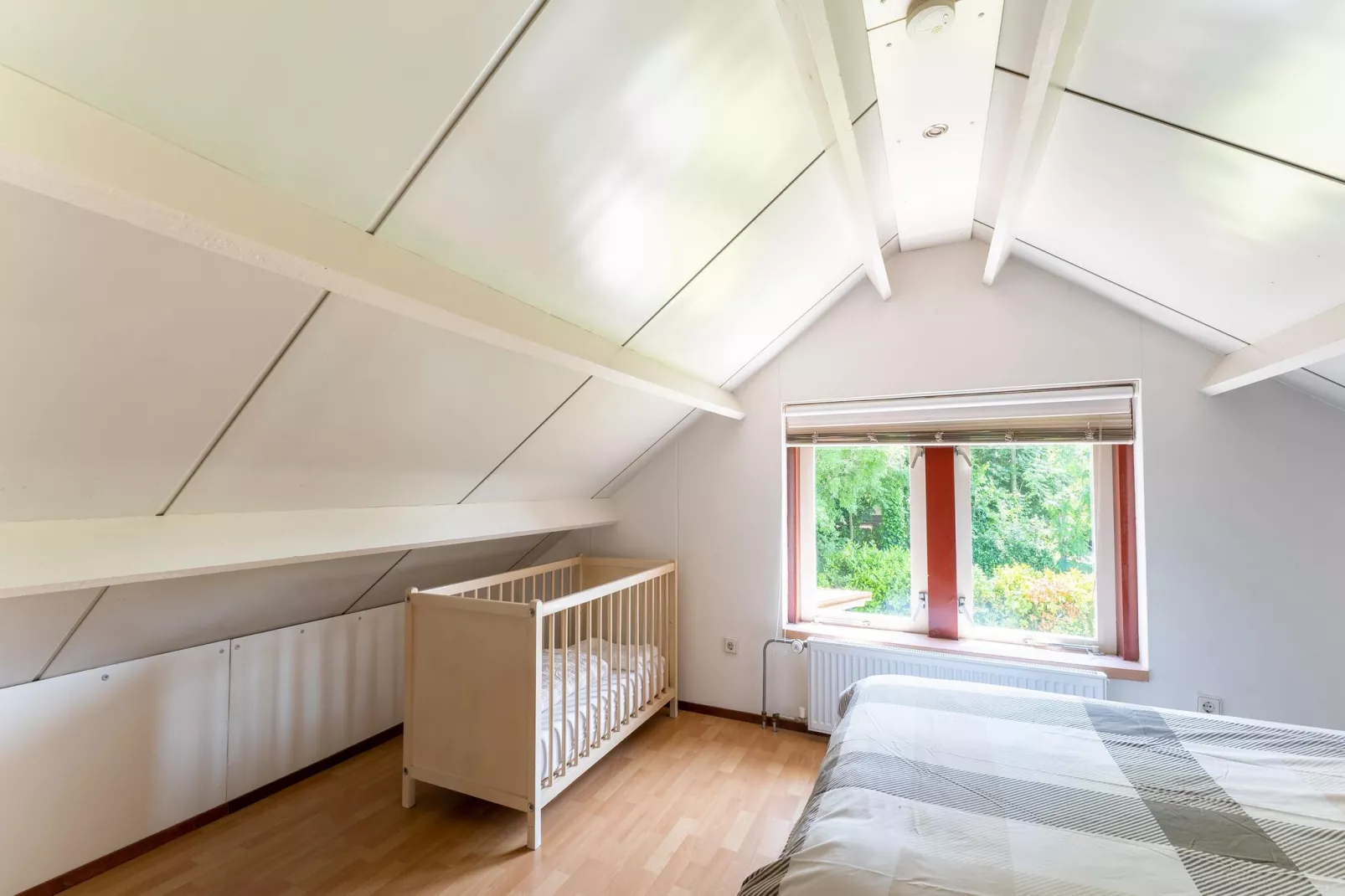 Landingsweg 80-Bedroom
