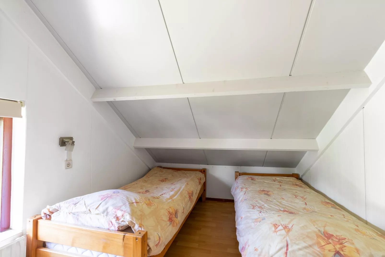 Landingsweg 80-Bedroom