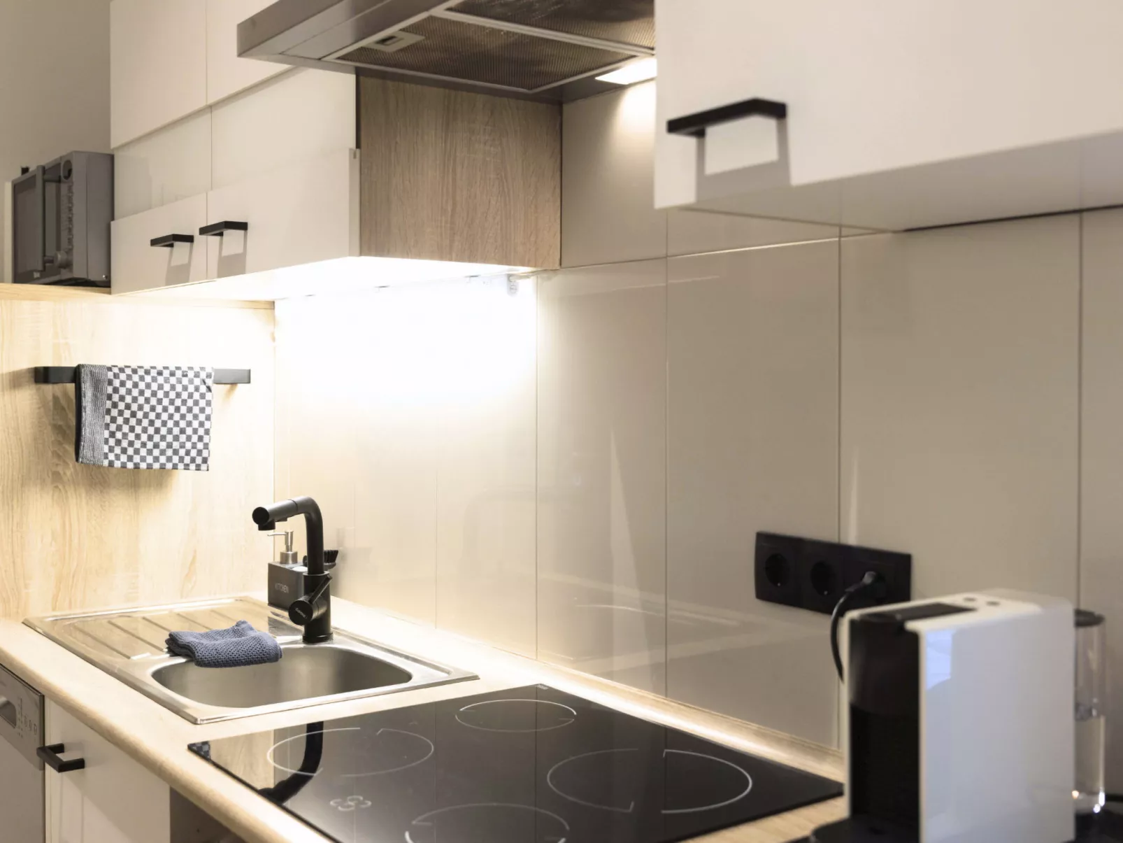 Apartment, Küche, Parkplatz, digitaler Check-in - Dedans