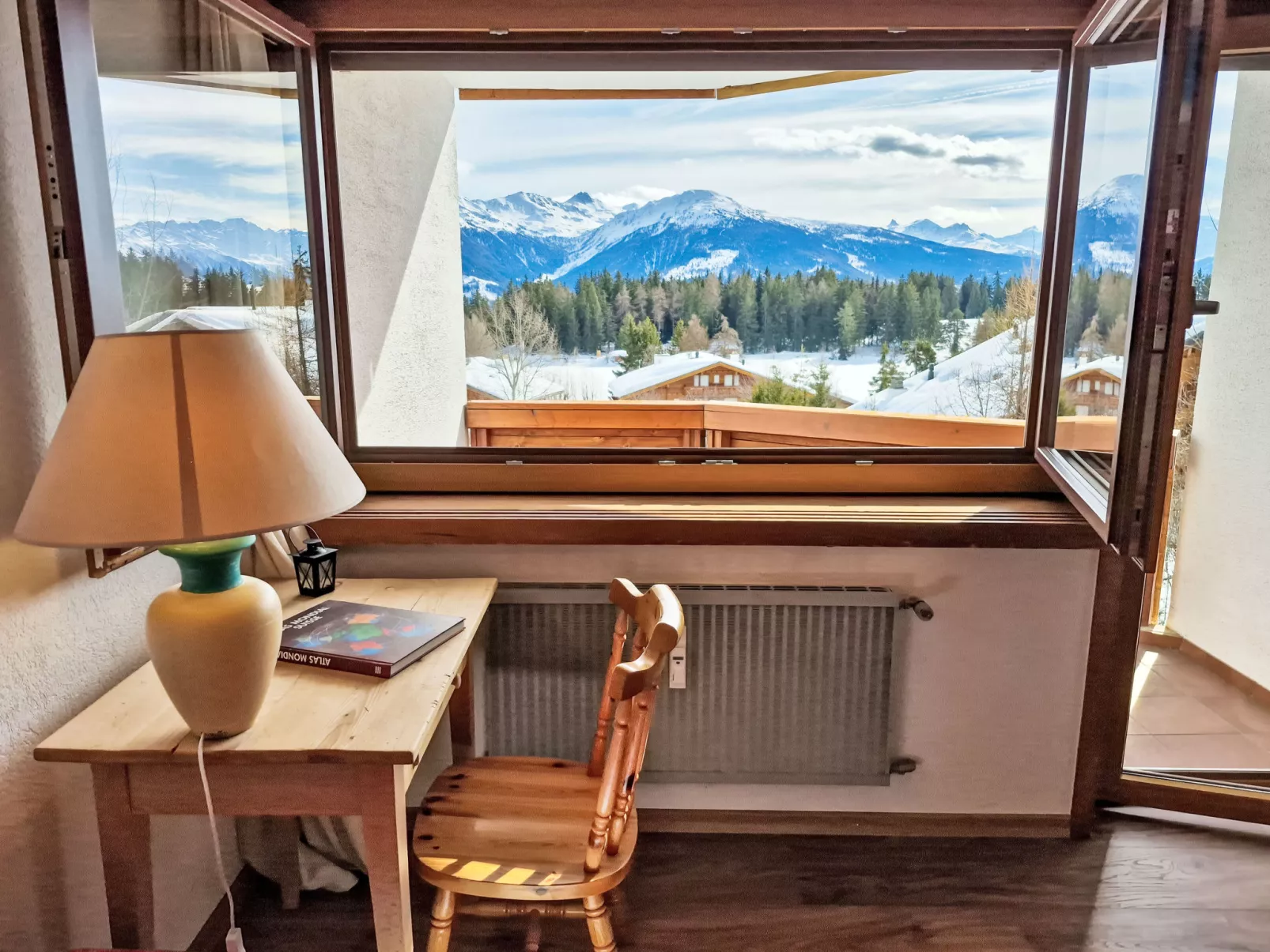 Crans-Léman 5 - Inside