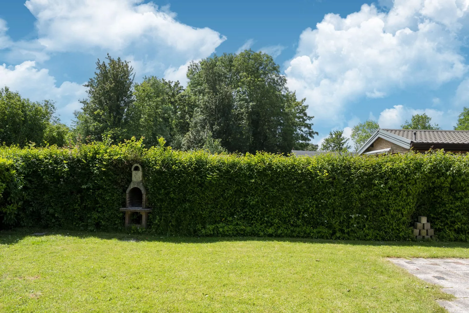 Landingsweg 80-Gardens summer