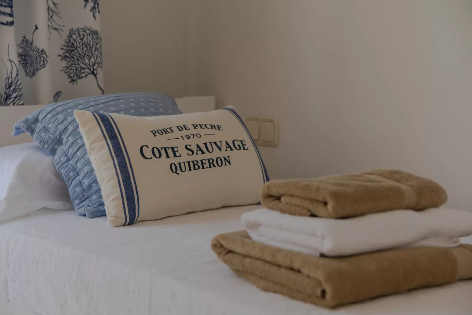 Superb Front Line Location, Sea View- Heated Pool - Ambiente