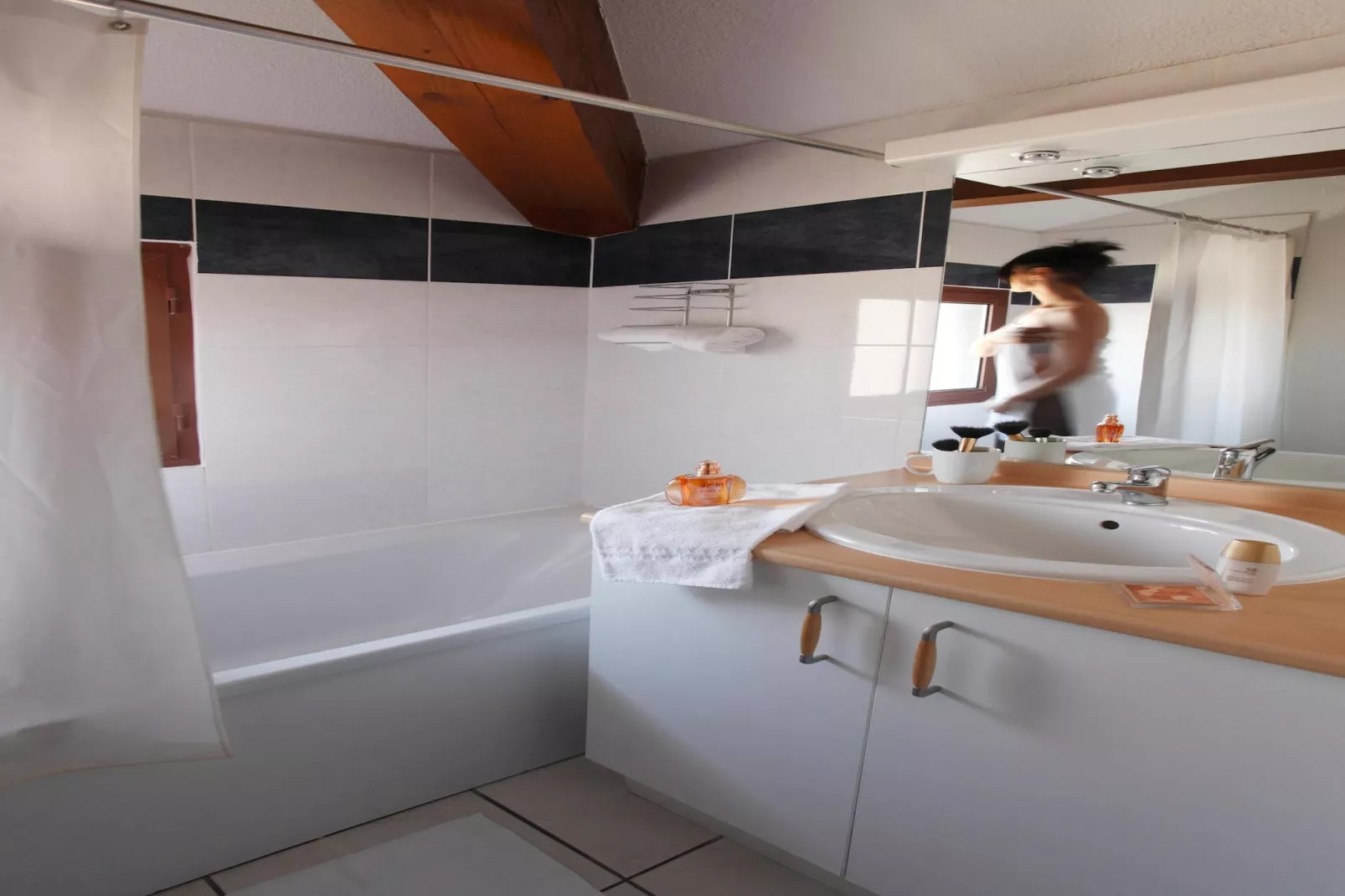 Résidence la Barbacane Carcassonne / T2 / 4 pers - Salle de bain