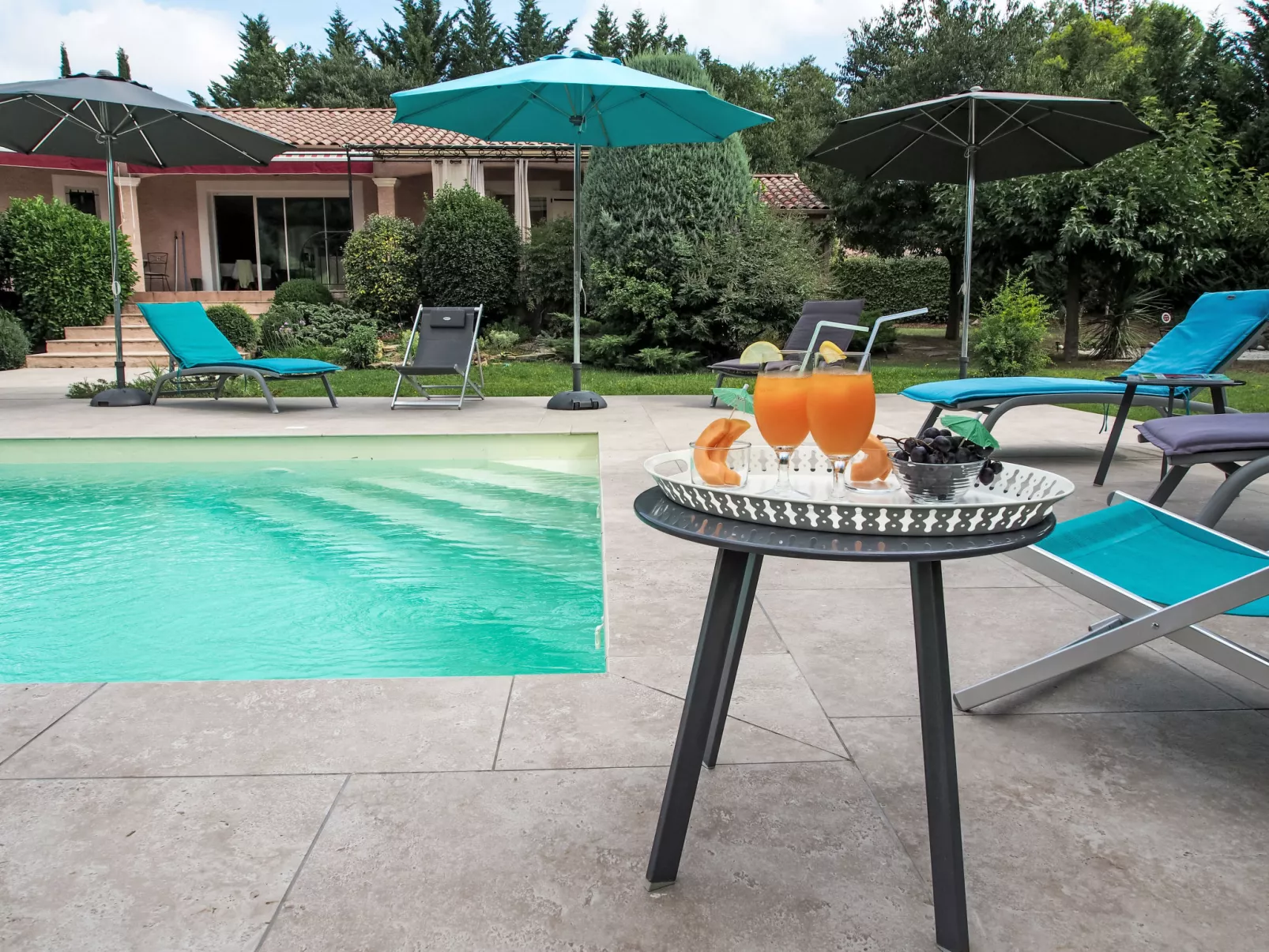 Urlaub im Süden zwischen Meer und Bergen - Outside