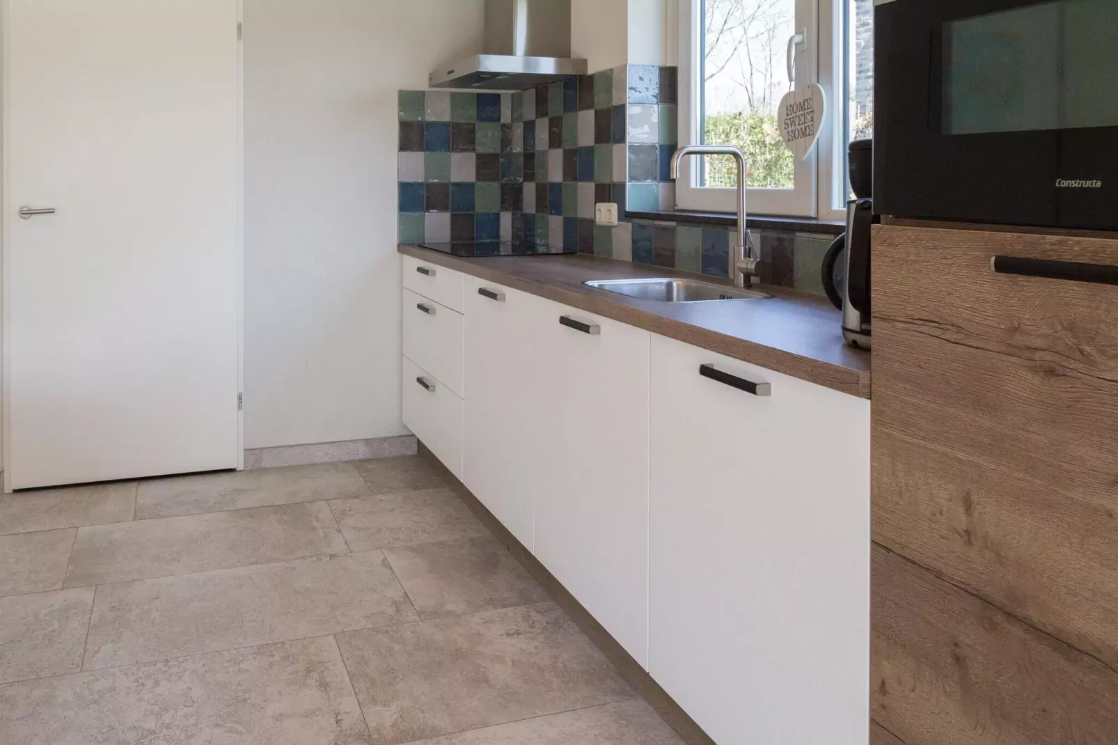 Kustwoning Baarland in Zeeland-Kitchen