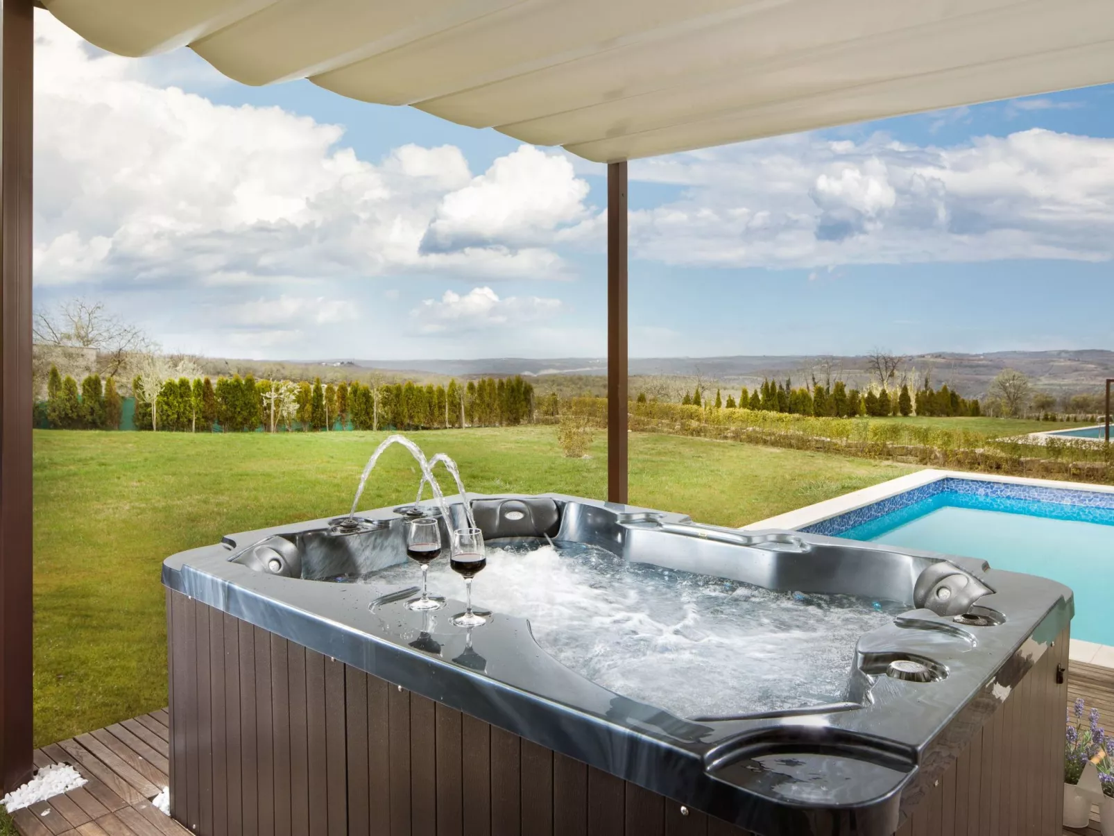 Villa "Star" mit Whirlpool - Outside